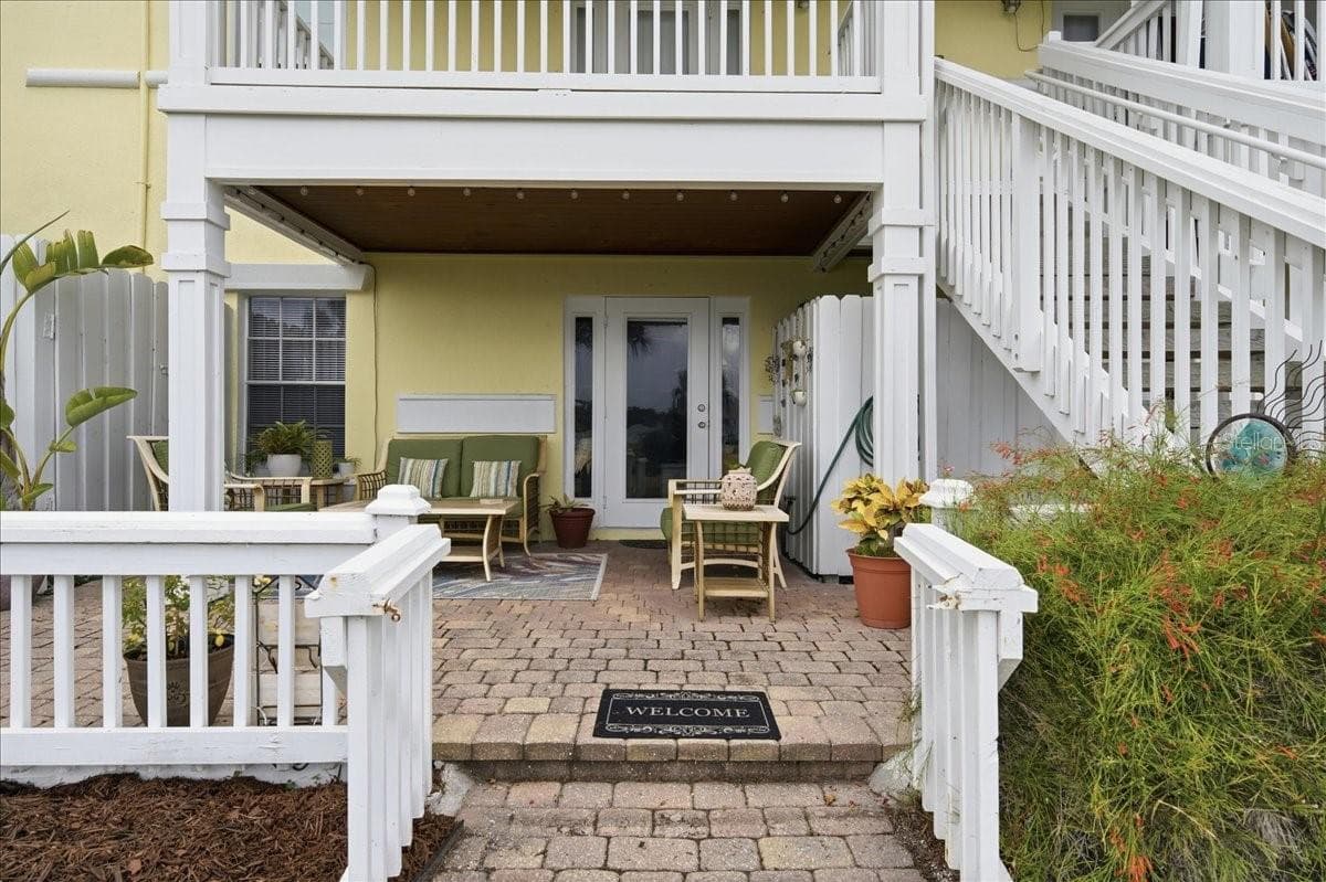 Condominium at 111 SEAHORSE DR SE #B, ST PETERSBURG, photo 38 of 63
