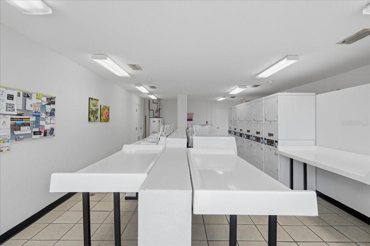 Condominium at 111 SEAHORSE DR SE #B, ST PETERSBURG, photo 40 of 63