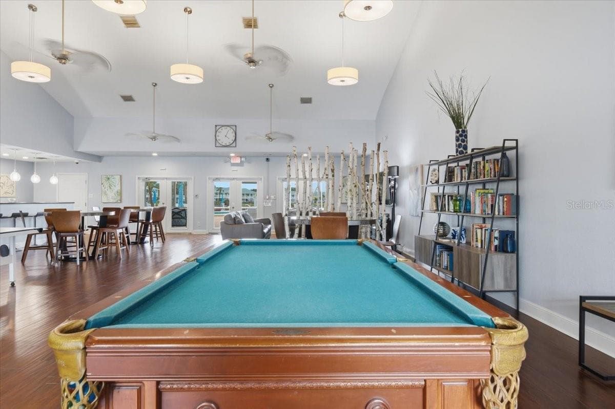 Condominium at 111 SEAHORSE DR SE #B, ST PETERSBURG, photo 47 of 63