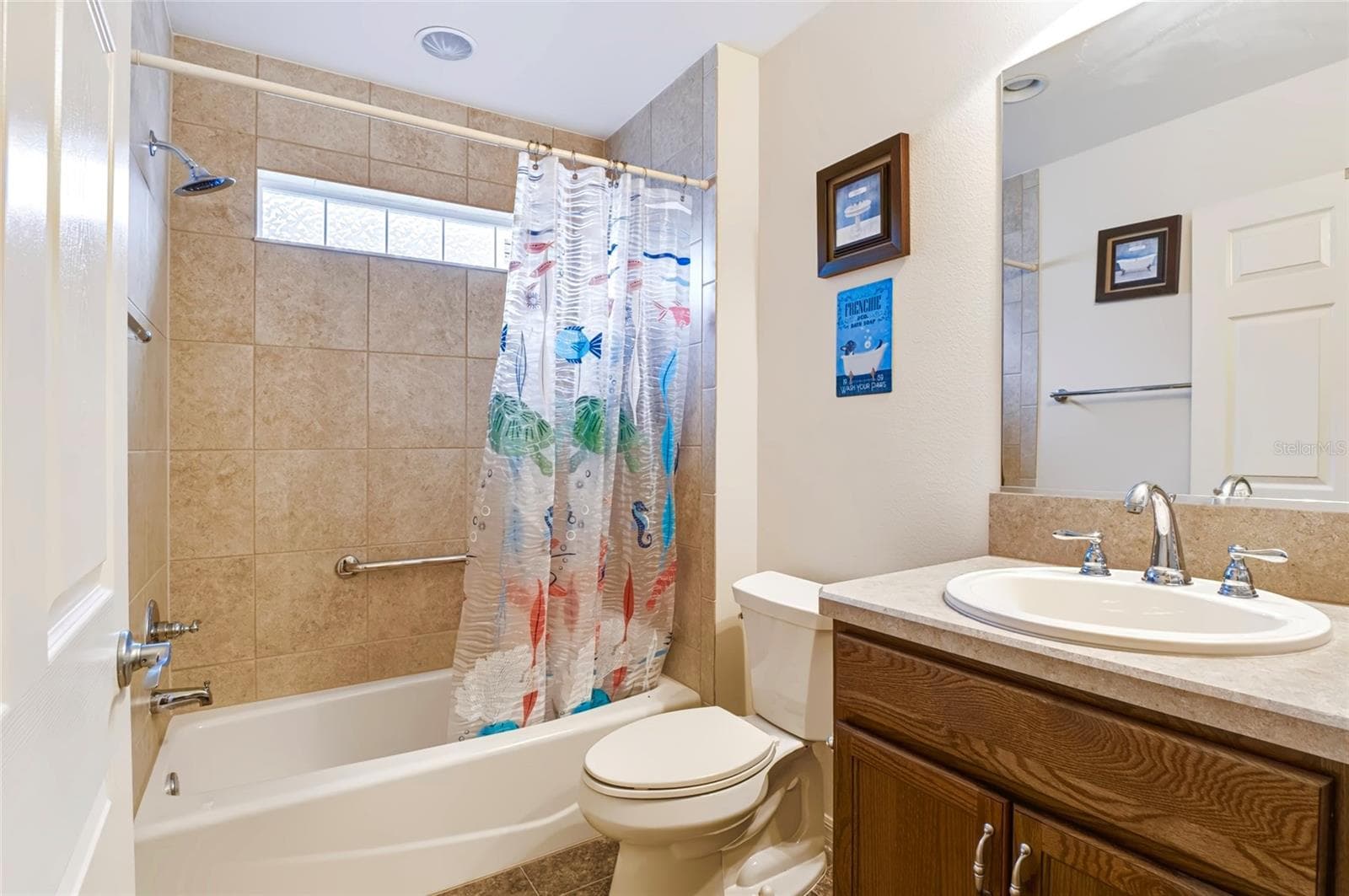 Guest bathroom - 3161 DRESSENDORFER DR, THE VILLAGES