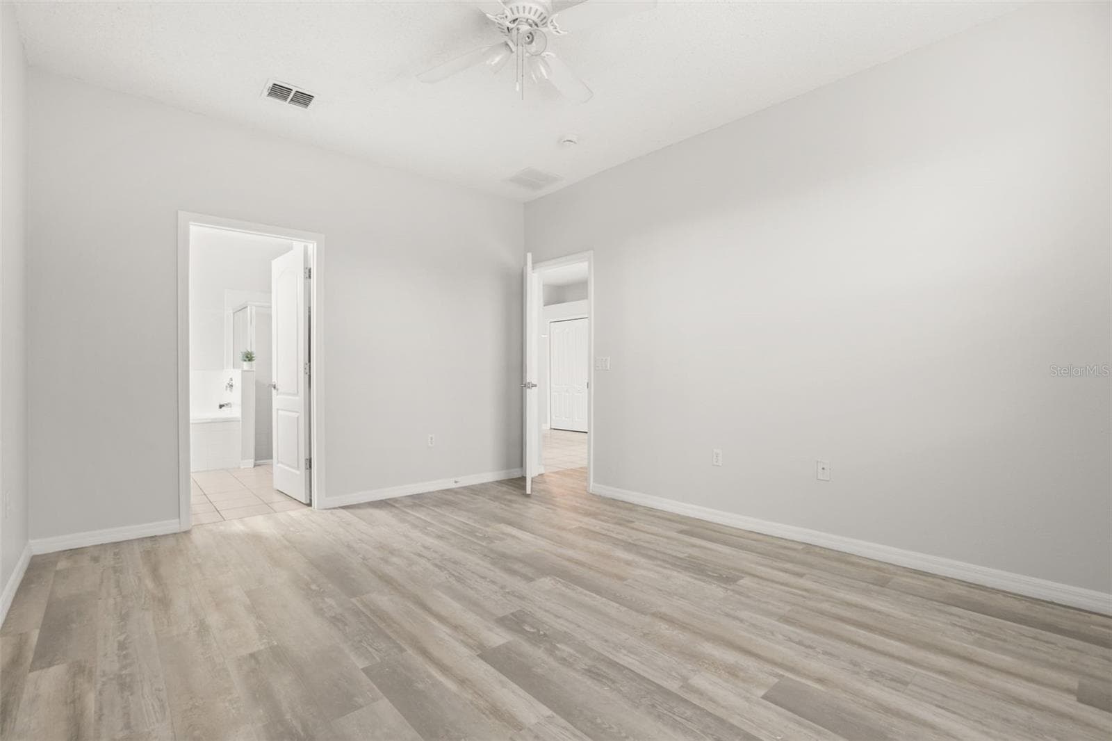 Primary bedroom - 10175 SHADOW CREEK DR, ORLANDO