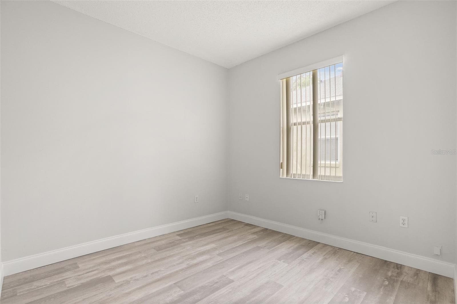 Single Family Residence at 10175 SHADOW CREEK DR, ORLANDO, photo 15 of 25