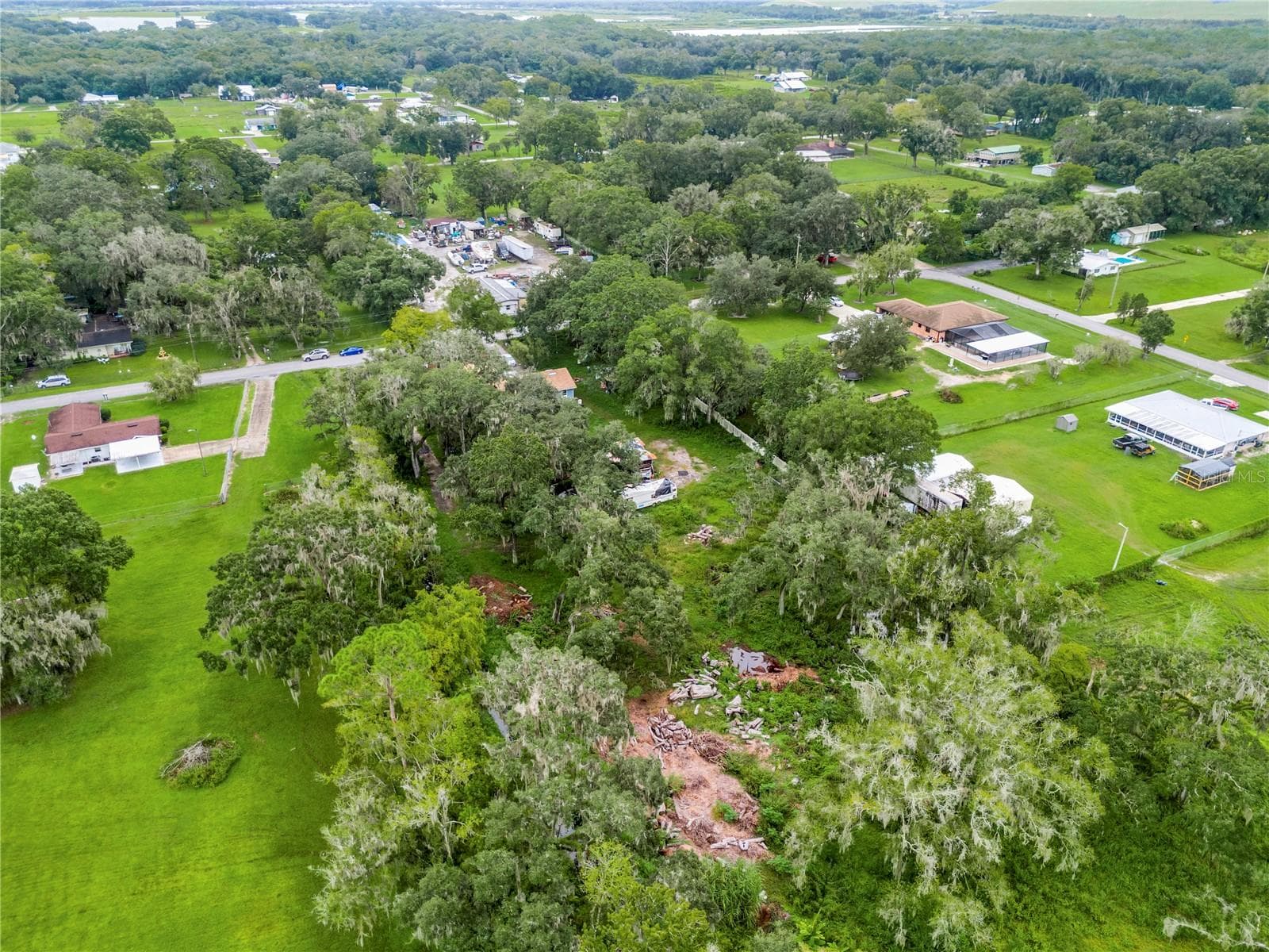 Single Family Residence at 215 JOHN CARROLL RD E, LAKELAND, photo 35 of 37