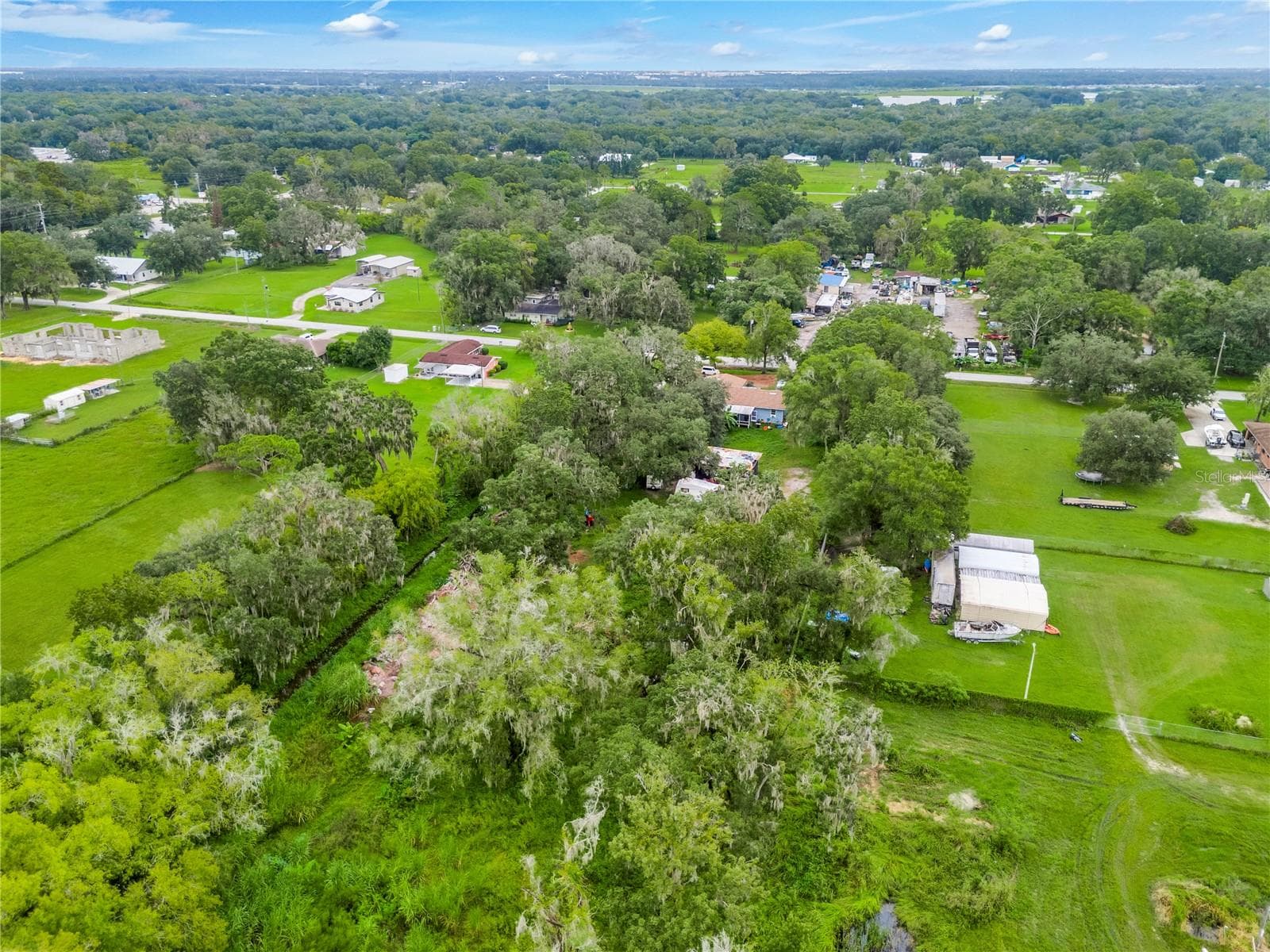Single Family Residence at 215 JOHN CARROLL RD E, LAKELAND, photo 36 of 37
