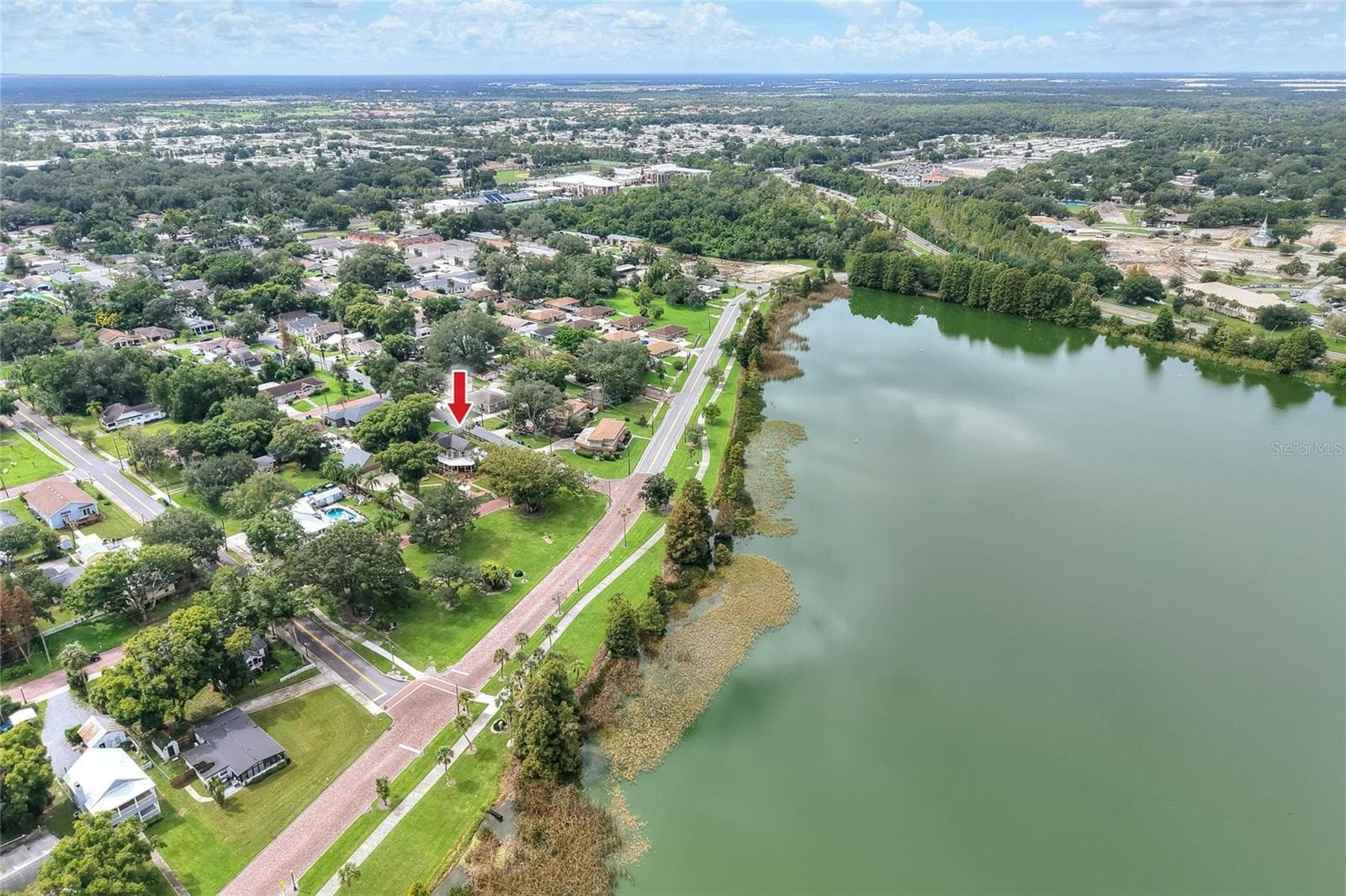 Drone View of distance to Lake Hunter - 822 W PATTERSON ST, LAKELAND