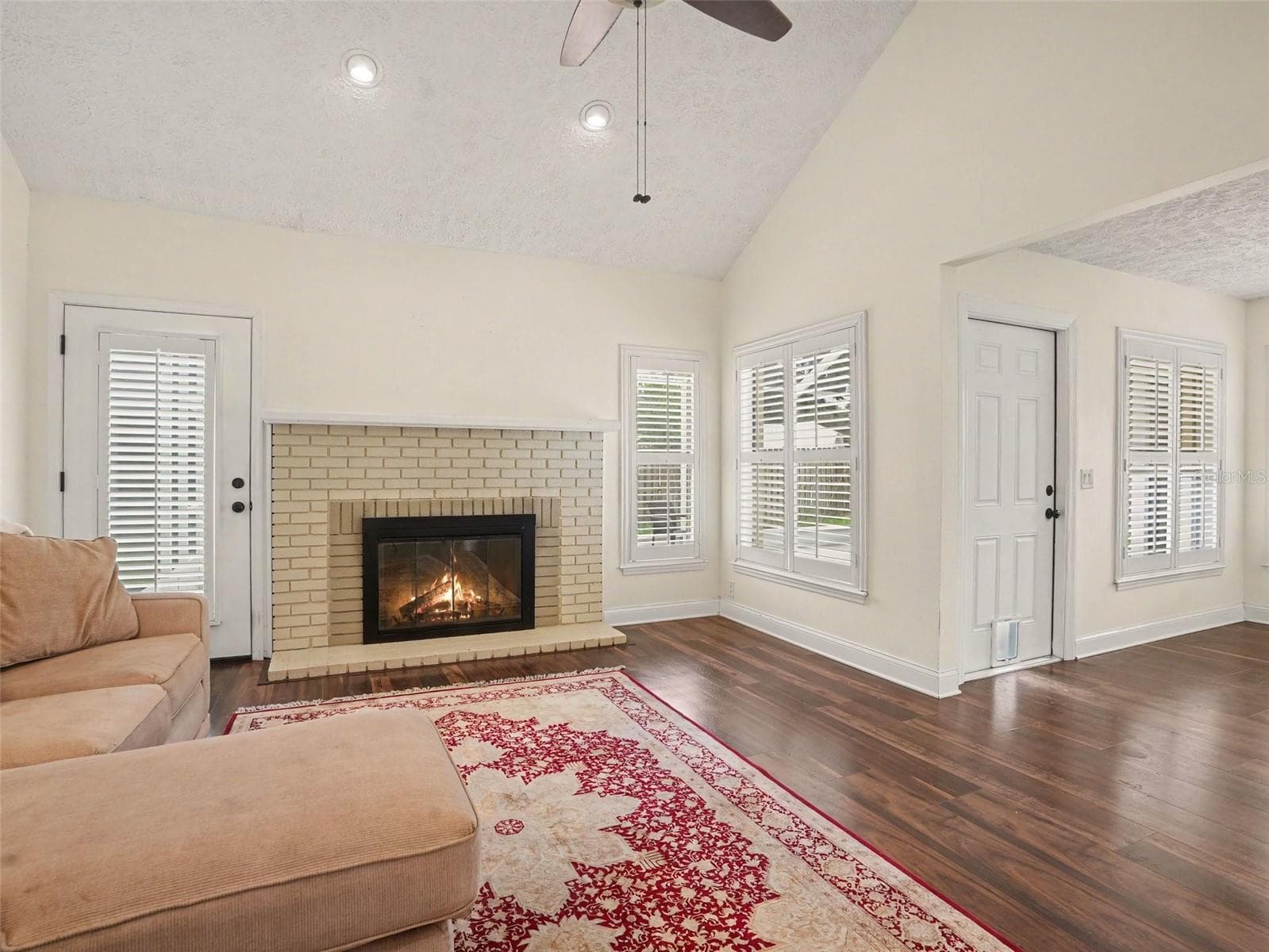 Single Family Residence at 905 WOODROW DR, AUBURNDALE, photo 8 of 30