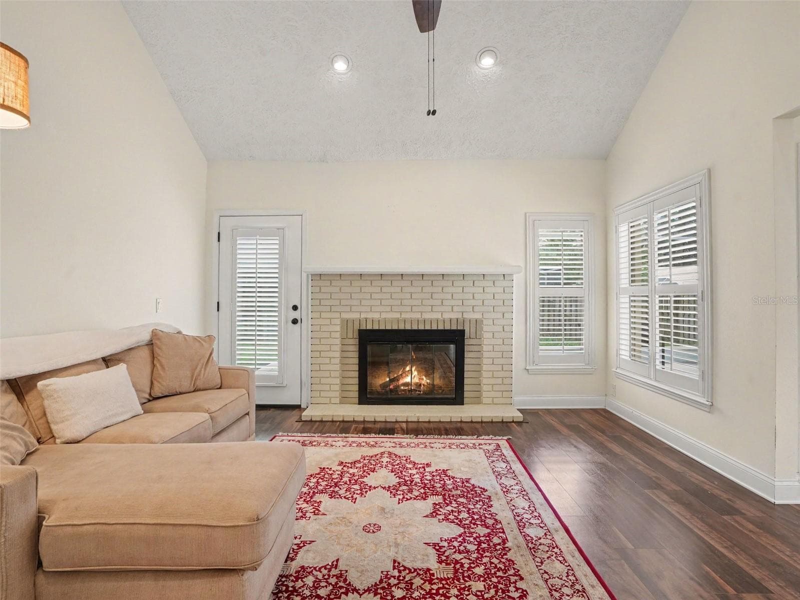 Single Family Residence at 905 WOODROW DR, AUBURNDALE, photo 9 of 30