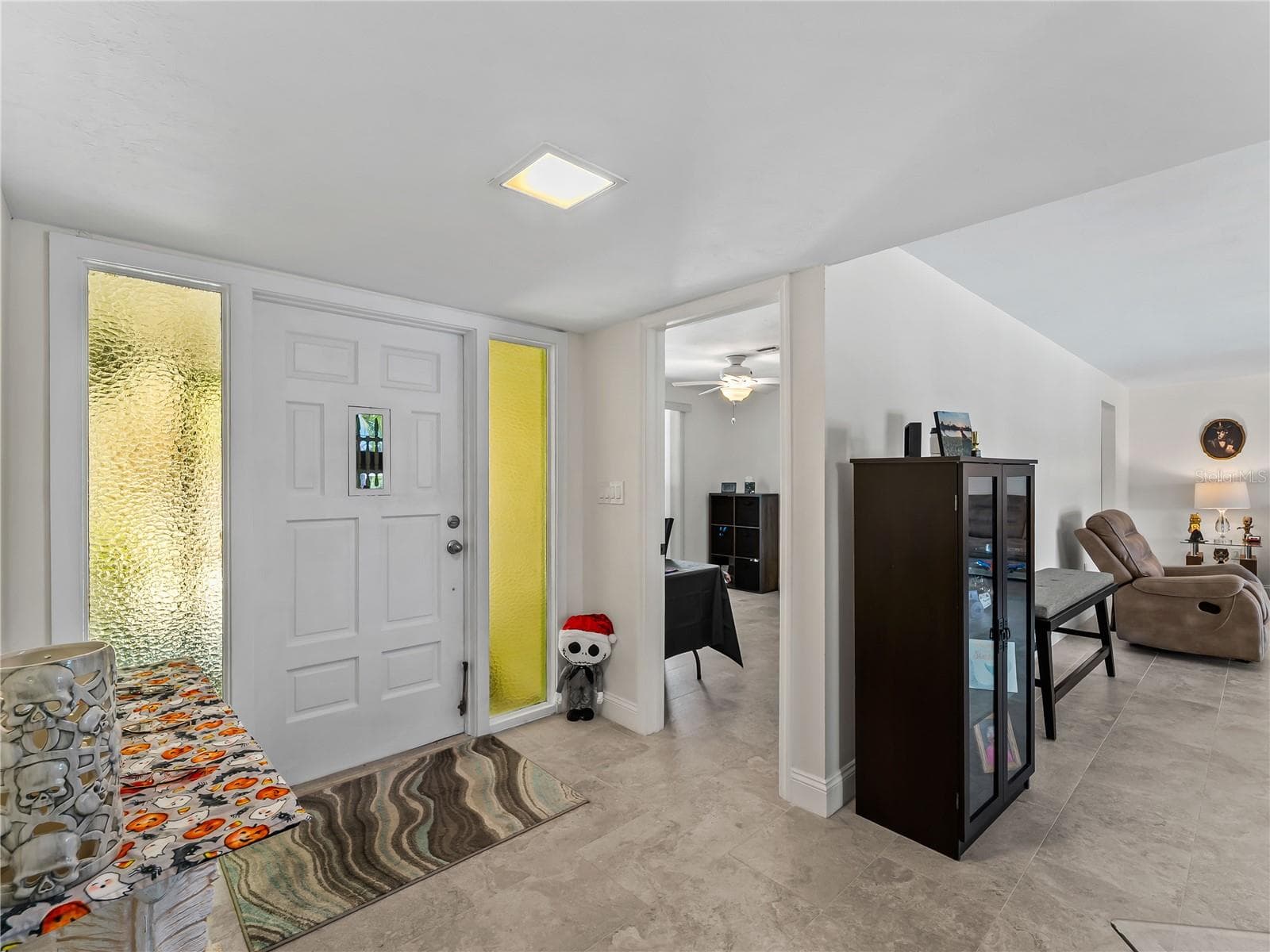 Foyer_2903rdStreet_BonitaSprings_NaturalLight_Corner.jpg - 290 3RD ST W, BONITA SPRINGS