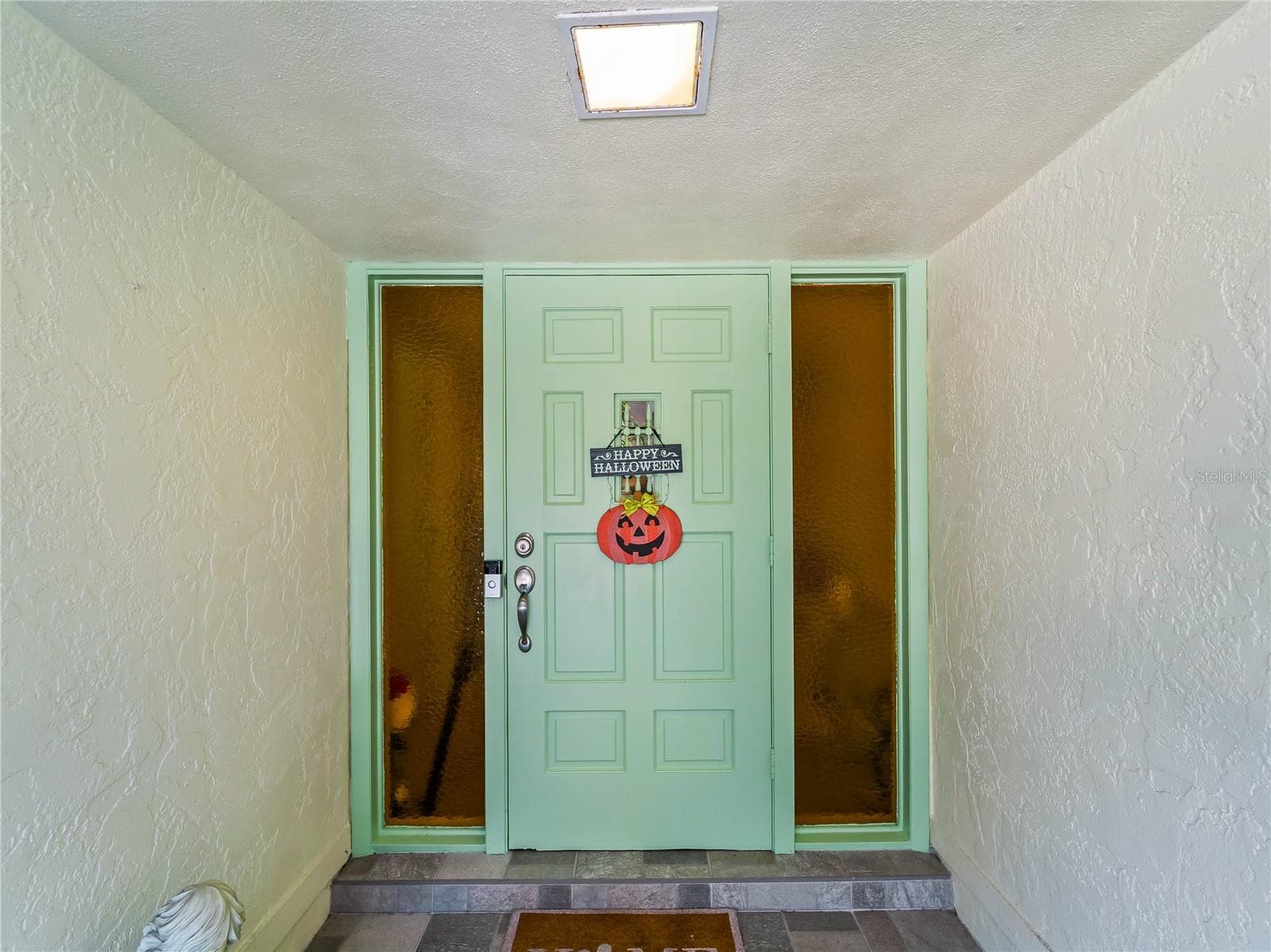 Foyer_2903rdStreet_BonitaSprings_CoveredEntry_Entry.jpg - 290 3RD ST W, BONITA SPRINGS