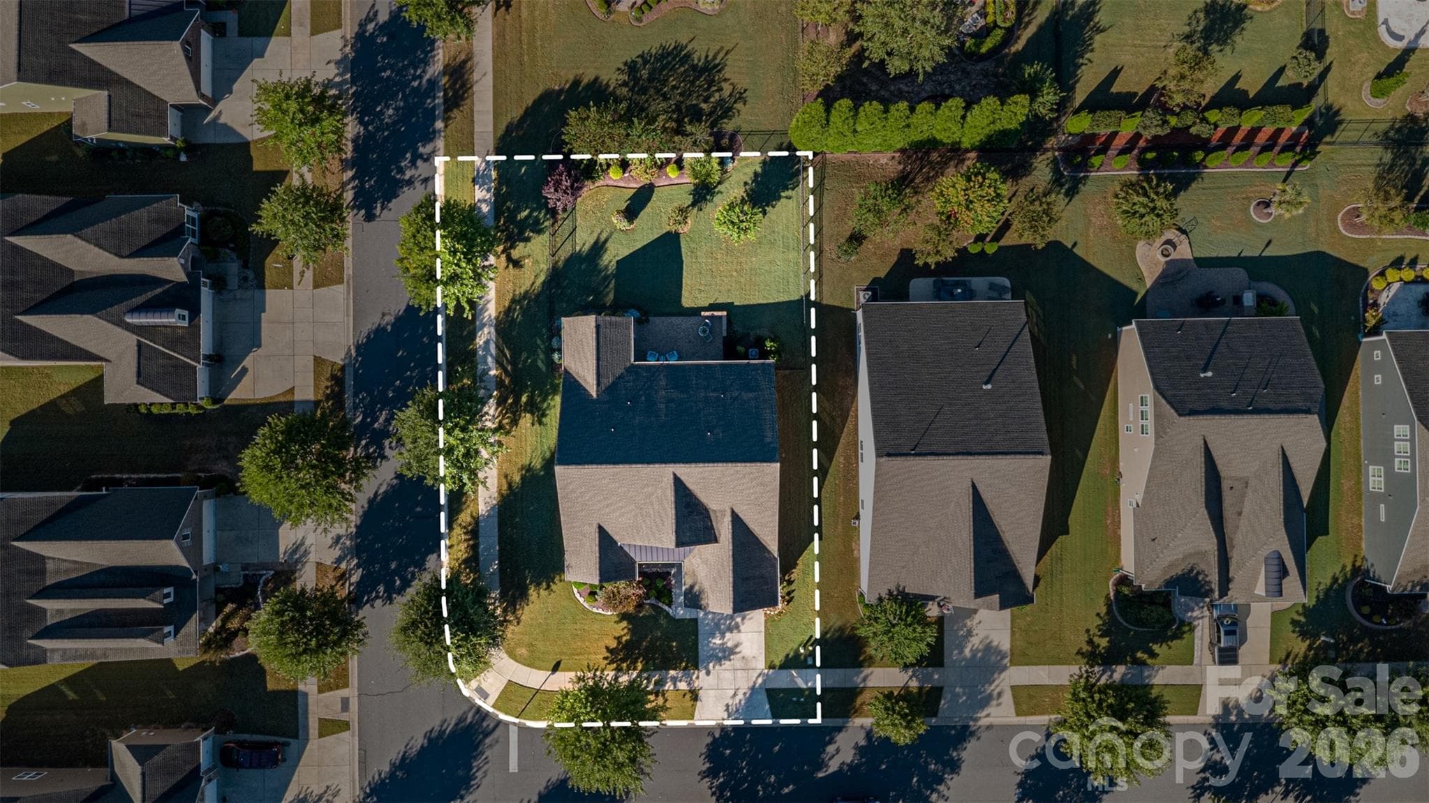 Single Family Residence at 5005 Big Bend Drive, Lancaster, photo 34 of 48