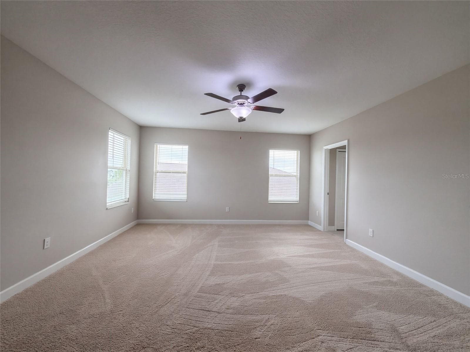 Single Family Residence at 9430 CHANNING HILL DR, RUSKIN, photo 4 of 23