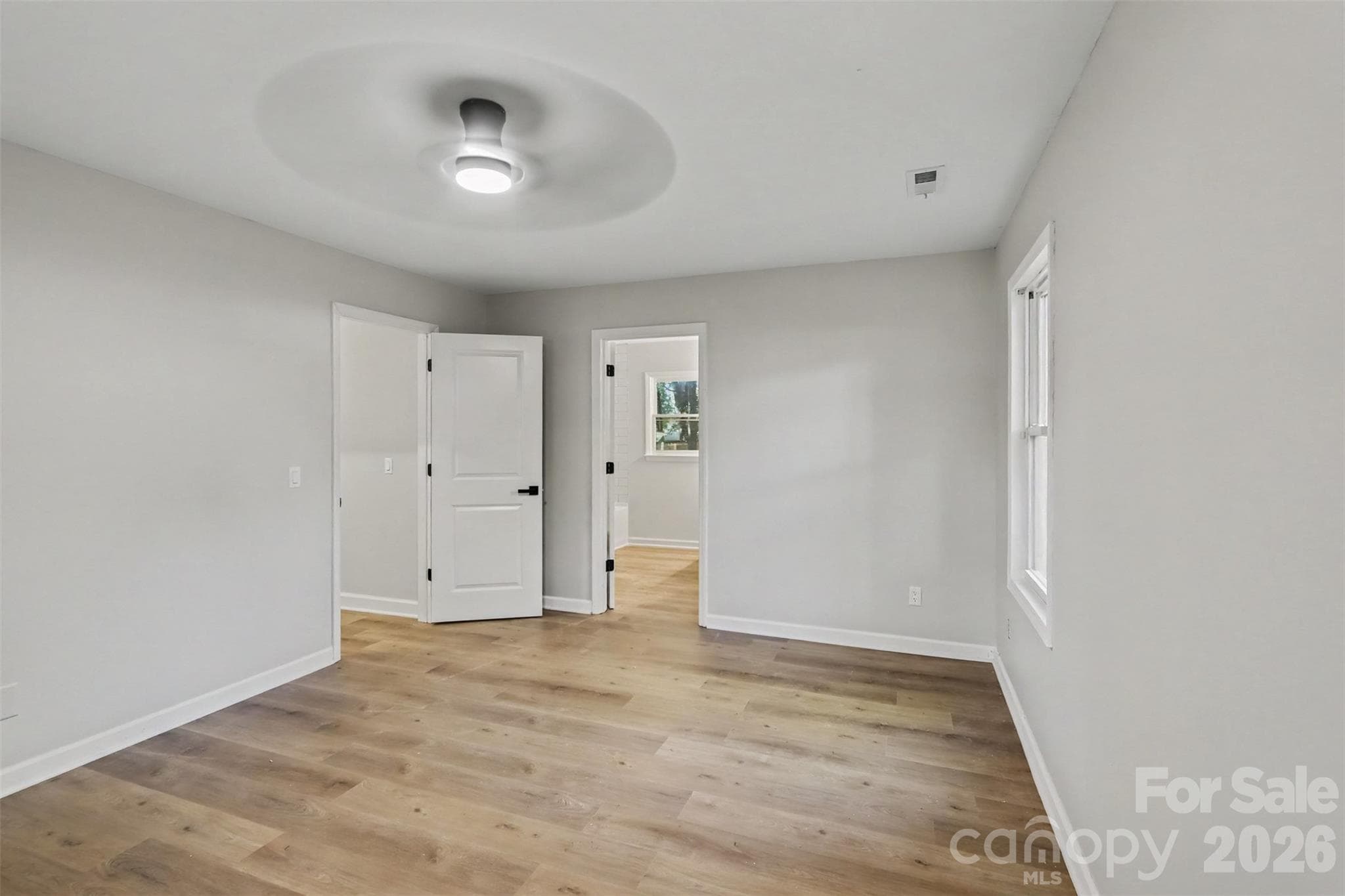 Single Family Residence at 3758 Fieldcrest Circle NW, Concord, photo 8 of 15