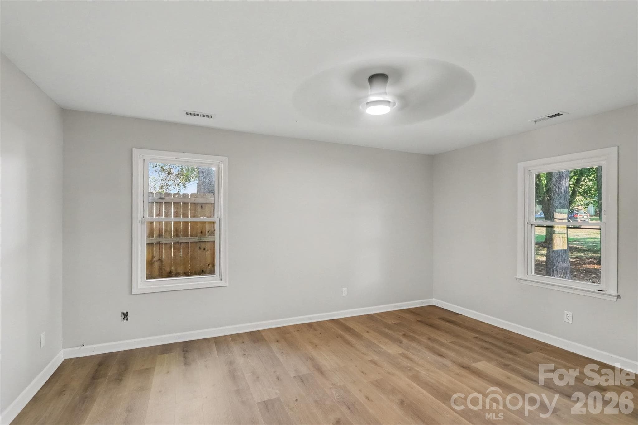 Single Family Residence at 3758 Fieldcrest Circle NW, Concord, photo 9 of 15