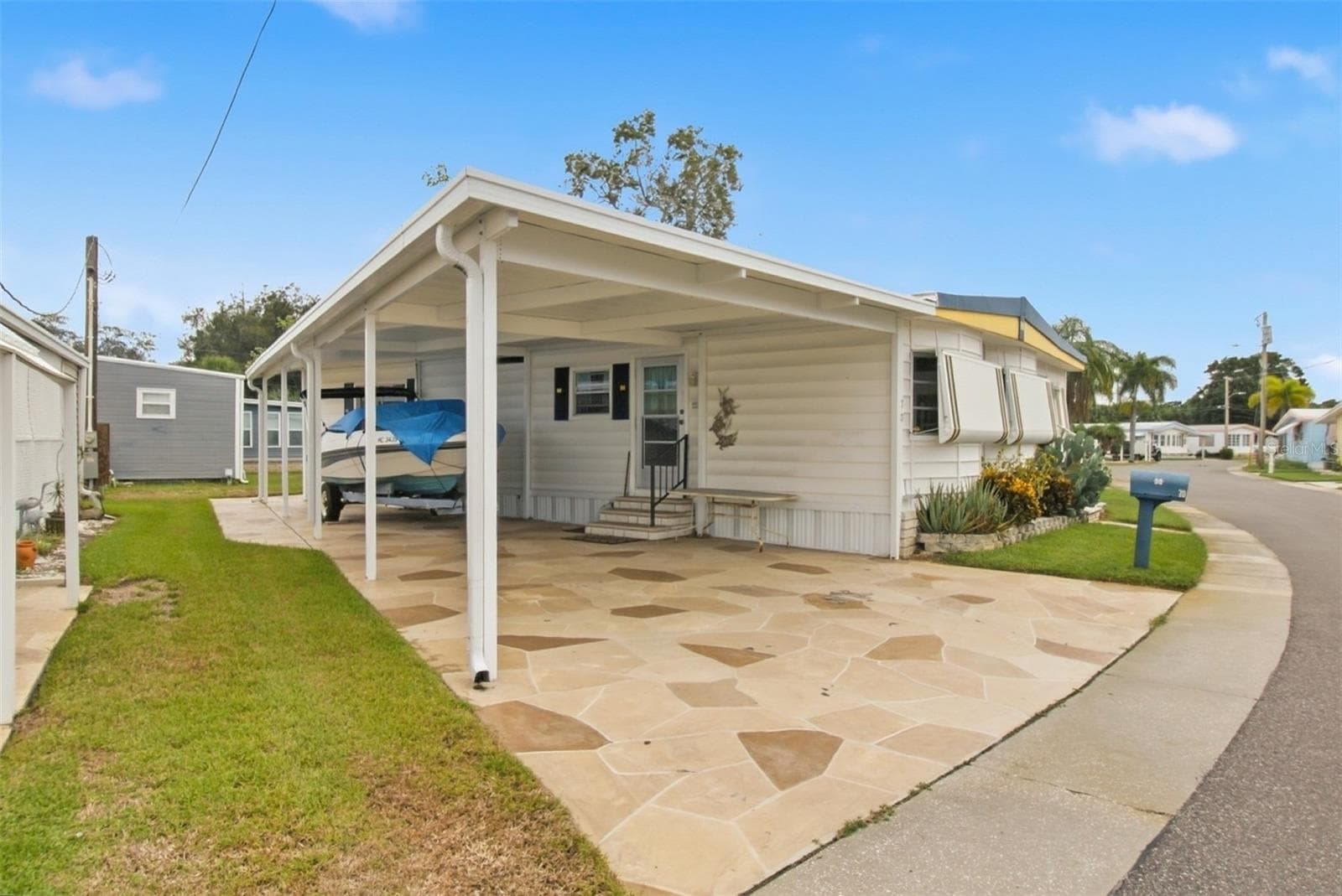 Mobile Home to be removed - 70 SCHOONER DR #70, PALM HARBOR