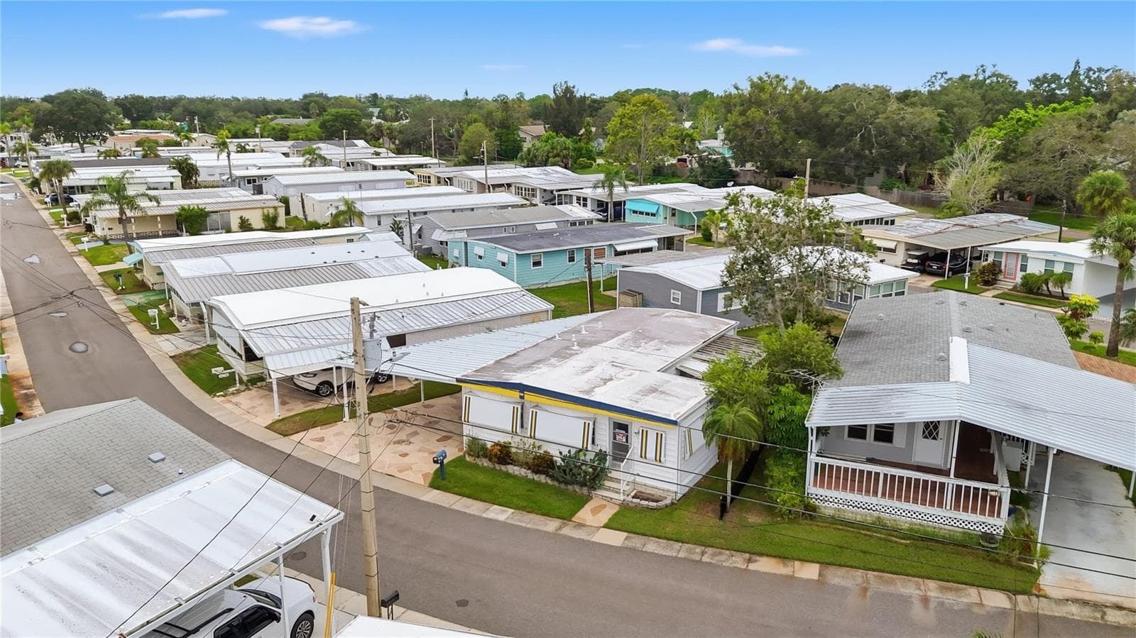 Arial View with Mobile Home - 70 SCHOONER DR #70, PALM HARBOR