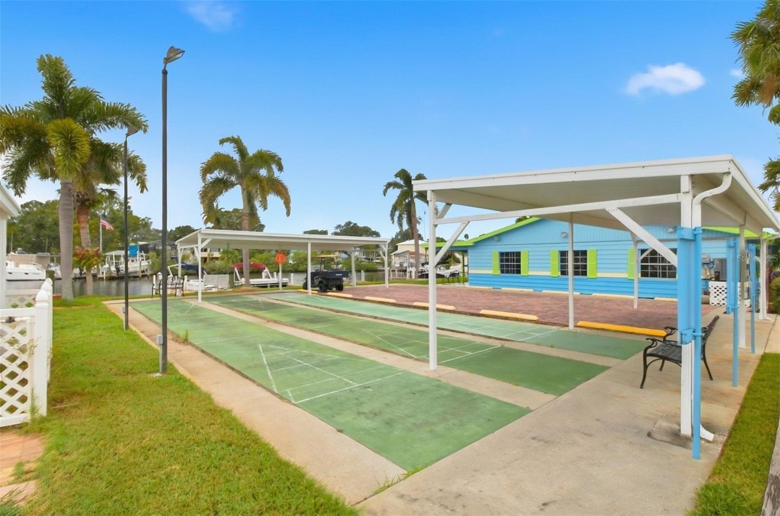 Shuffleboard court - 70 SCHOONER DR #70, PALM HARBOR
