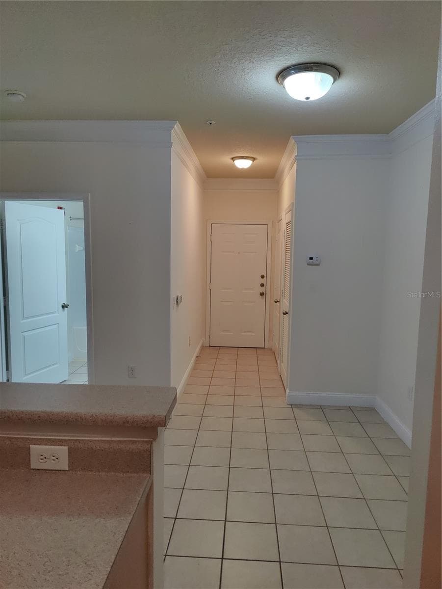 Condominium at 8813 VILLA VIEW CIR #104, ORLANDO, photo 8 of 14