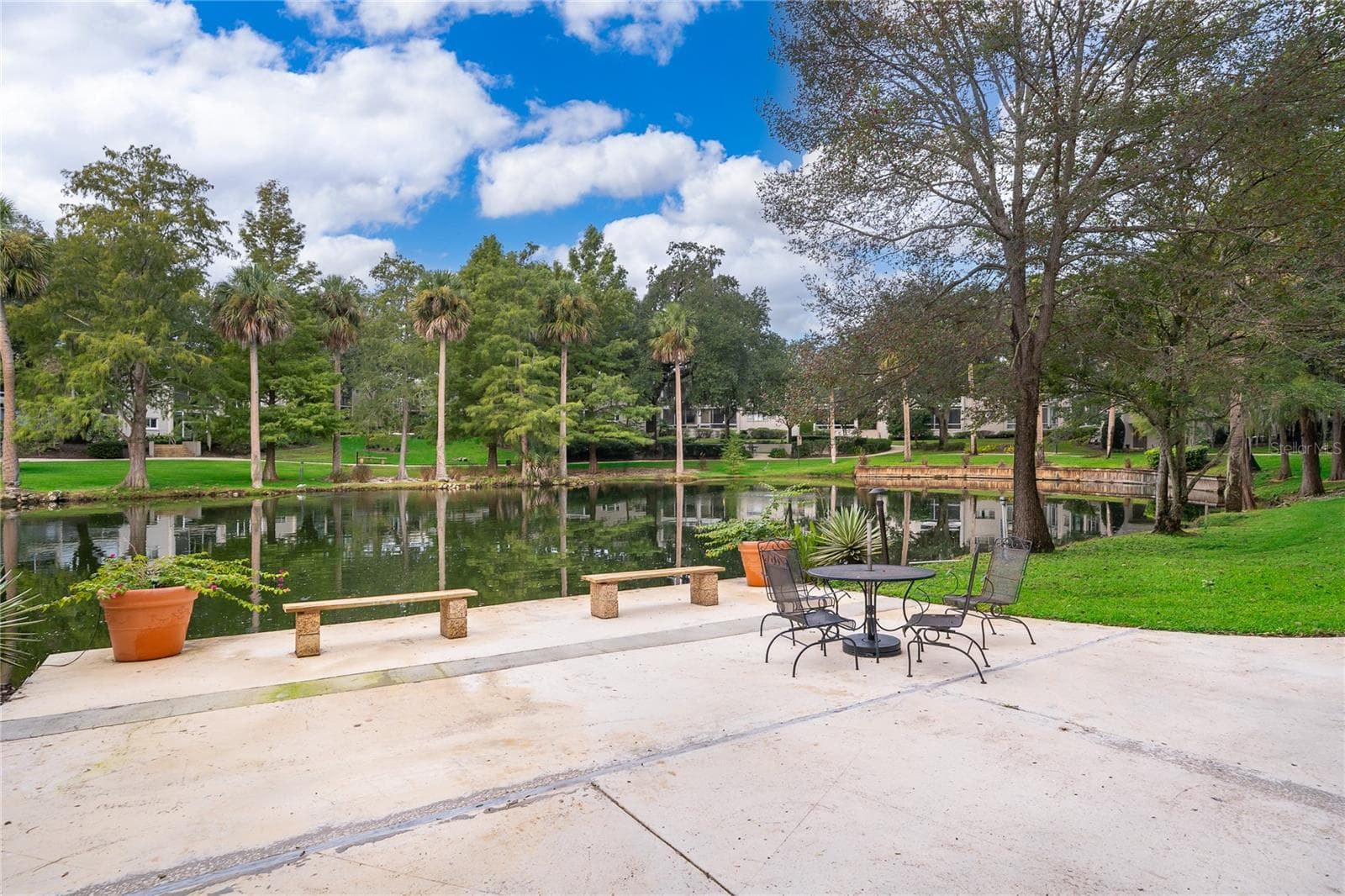courtyard - 700 MELROSE AVE #M23, WINTER PARK