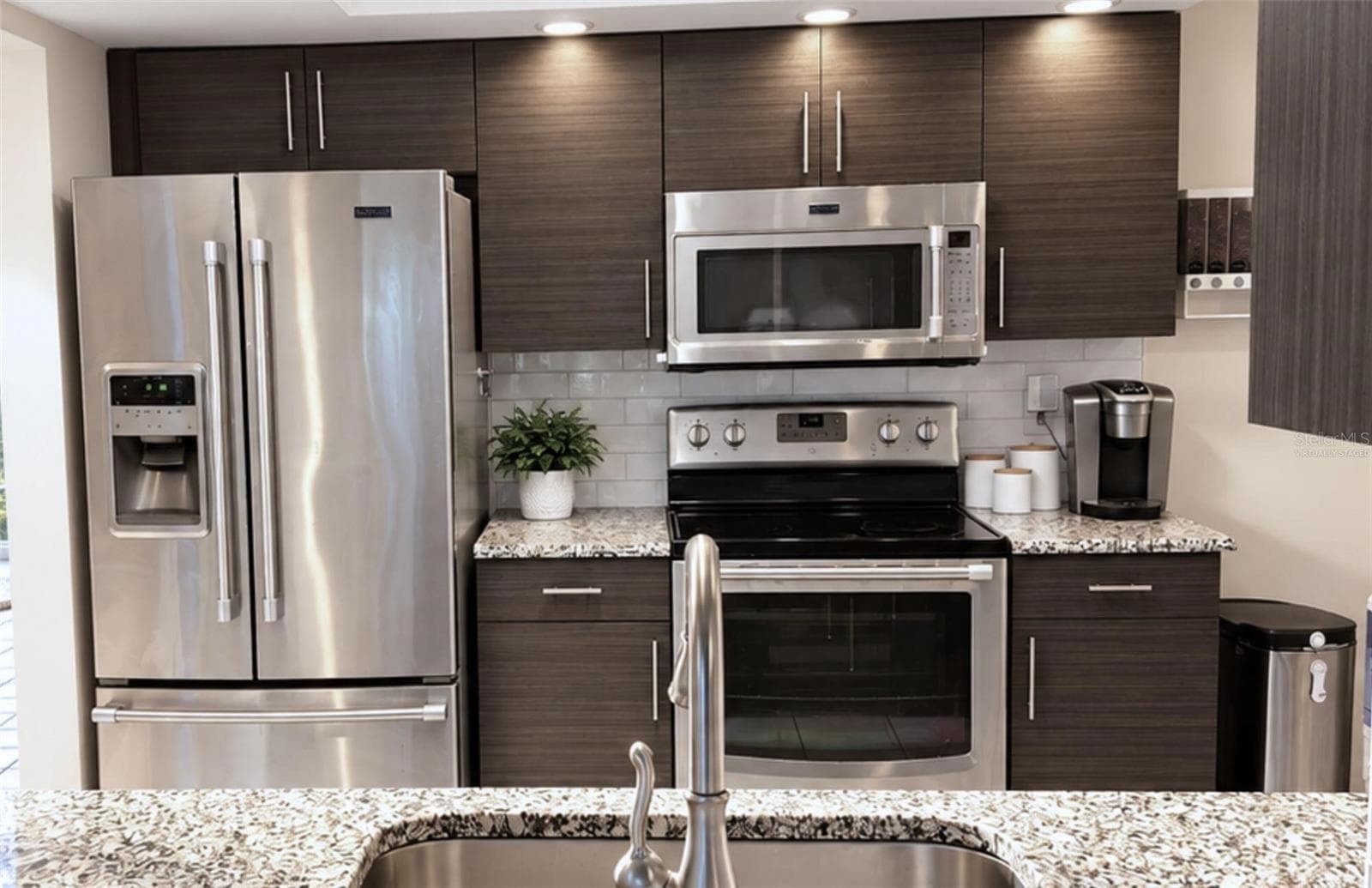 Virtually Staged - 24 COOPER LN, PALM COAST