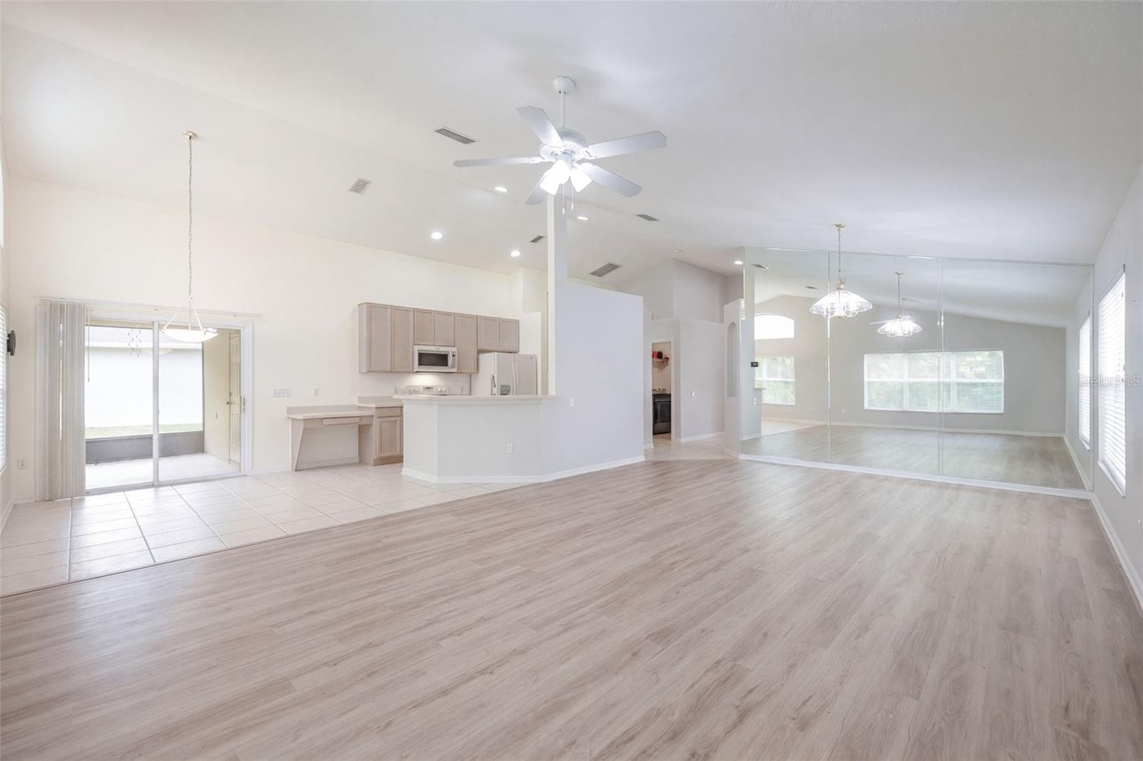Single Family Residence at 3179 STONEHURST CIR, KISSIMMEE, photo 21 of 143
