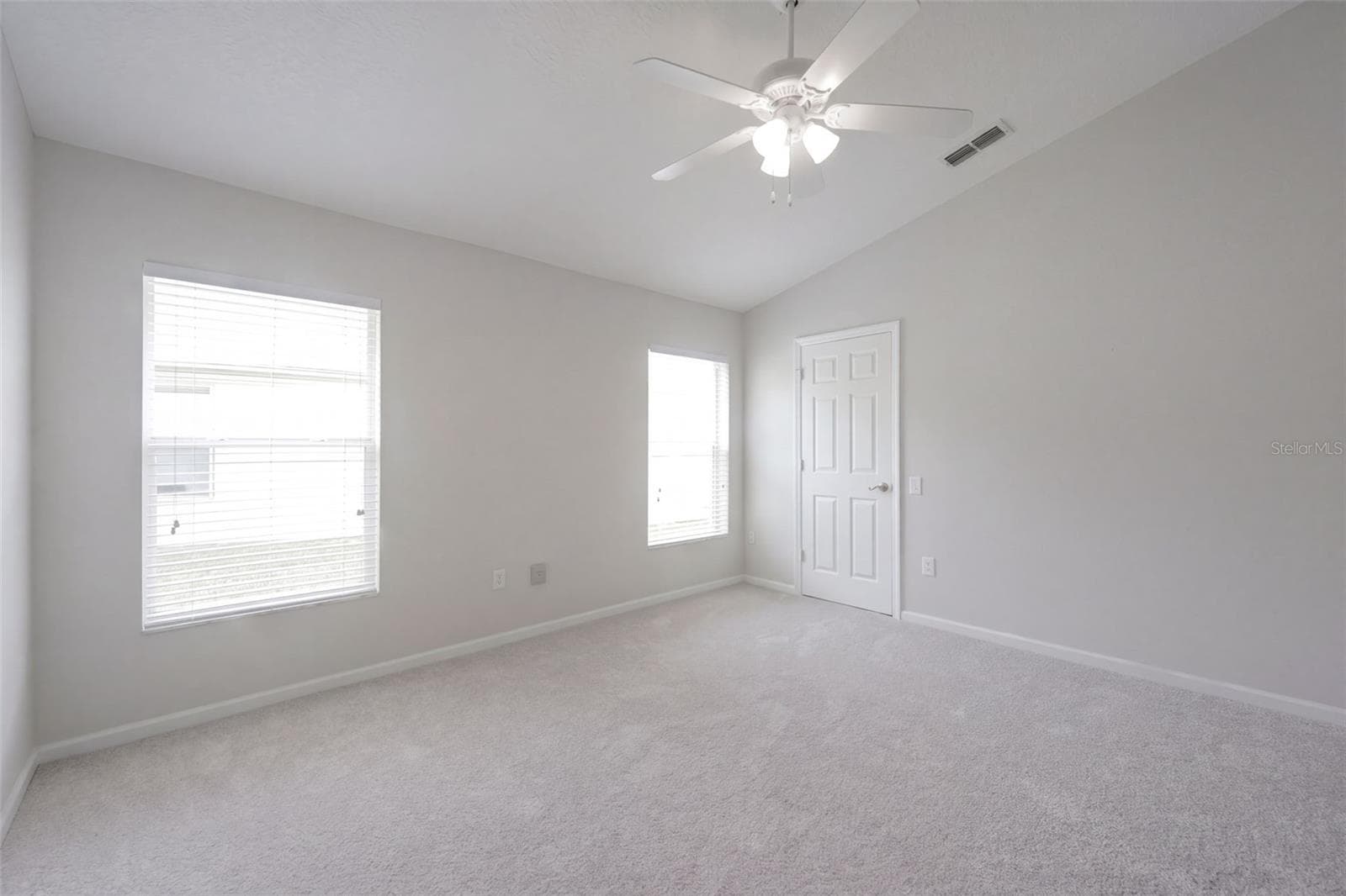 Single Family Residence at 3179 STONEHURST CIR, KISSIMMEE, photo 47 of 143