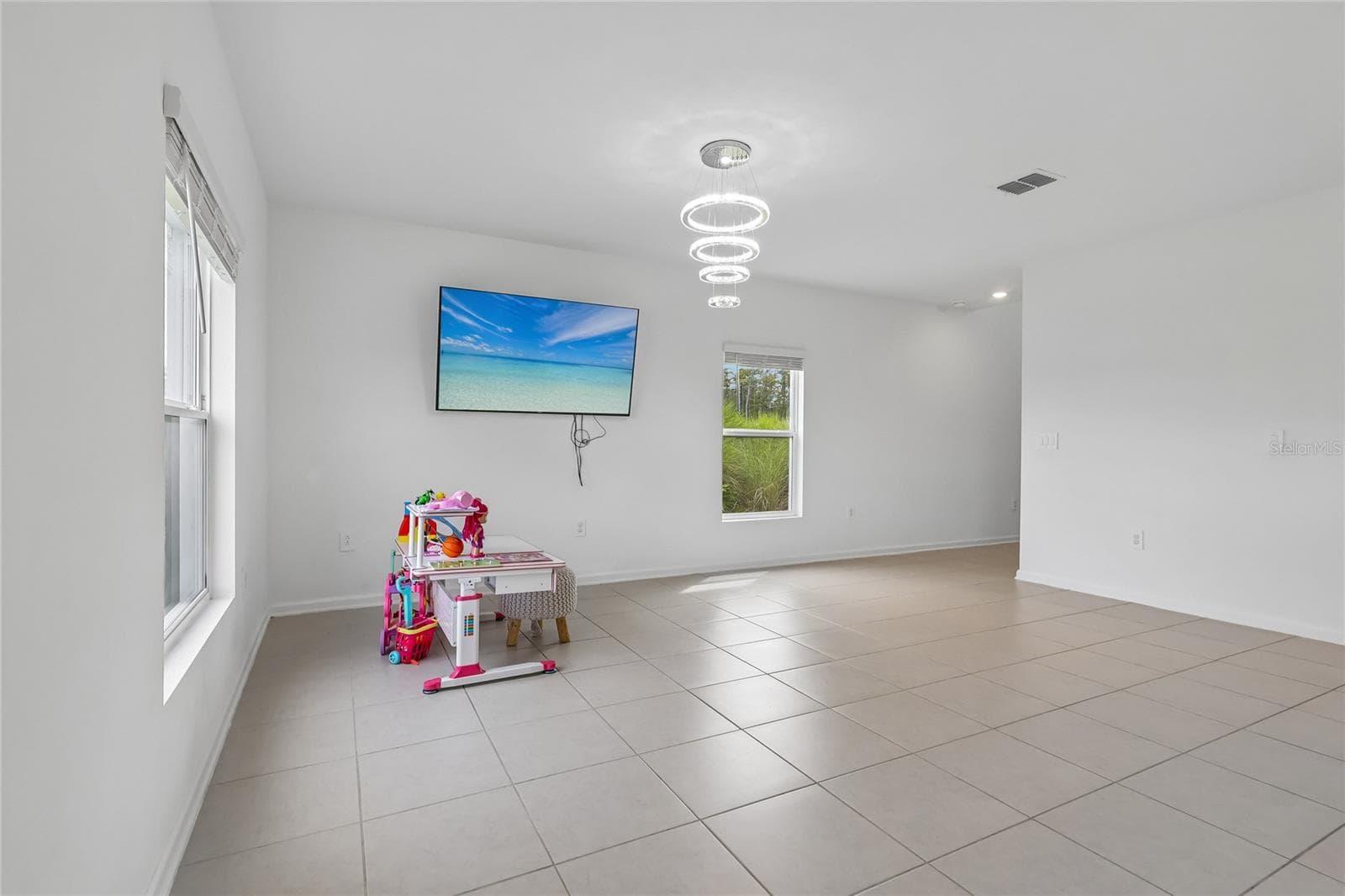 Single Family Residence at 5605 GINGHAM DR, KISSIMMEE, photo 6 of 32