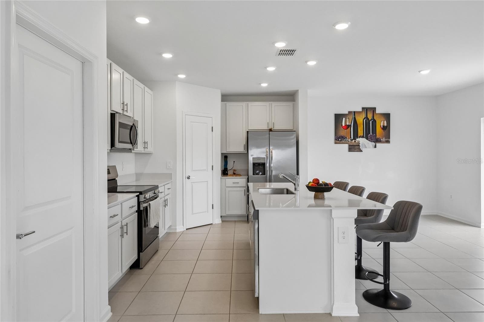 Single Family Residence at 5605 GINGHAM DR, KISSIMMEE, photo 11 of 32