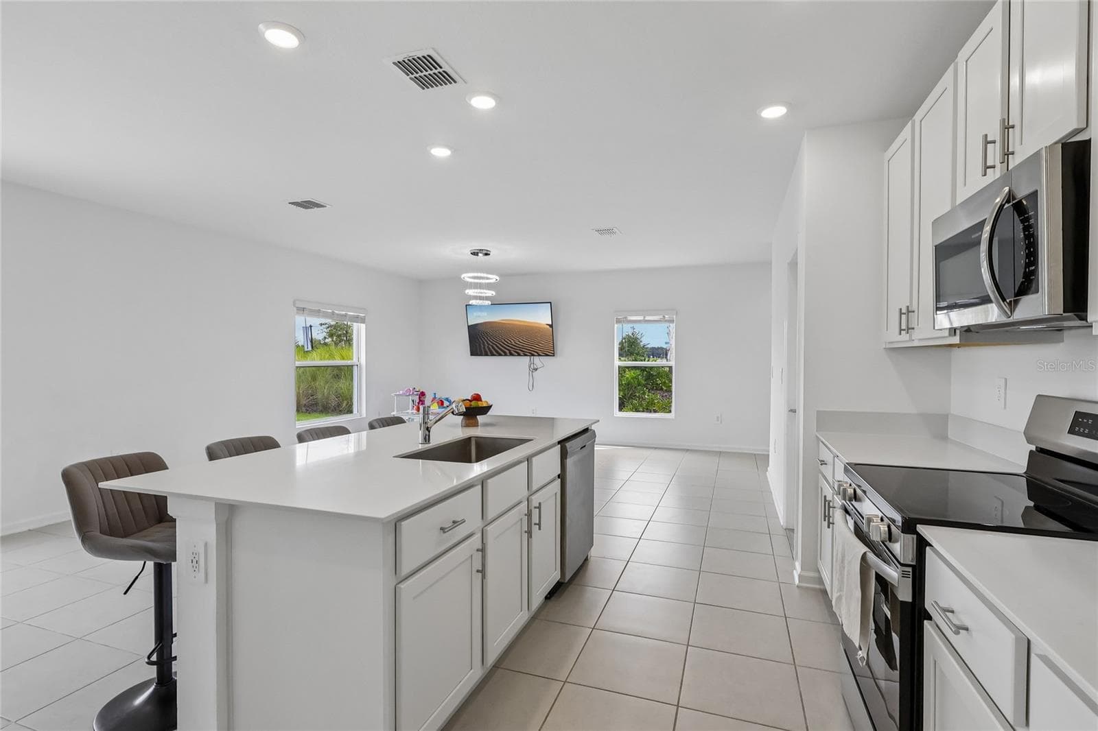 Single Family Residence at 5605 GINGHAM DR, KISSIMMEE, photo 12 of 32