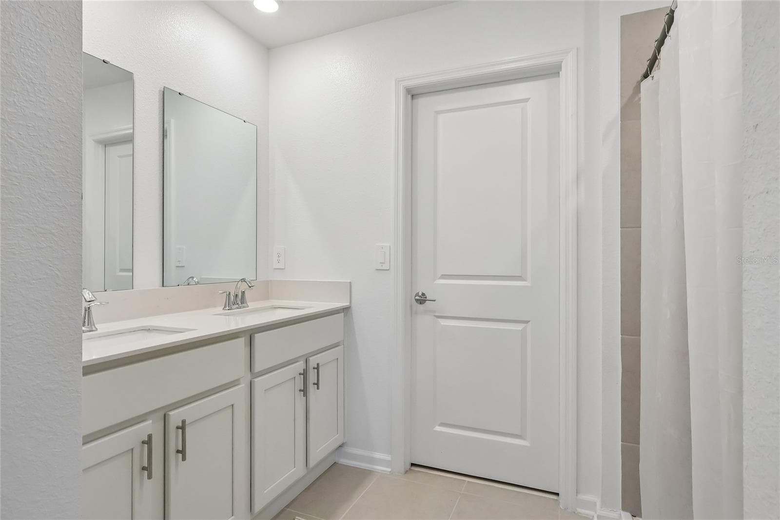 Single Family Residence at 5605 GINGHAM DR, KISSIMMEE, photo 28 of 32
