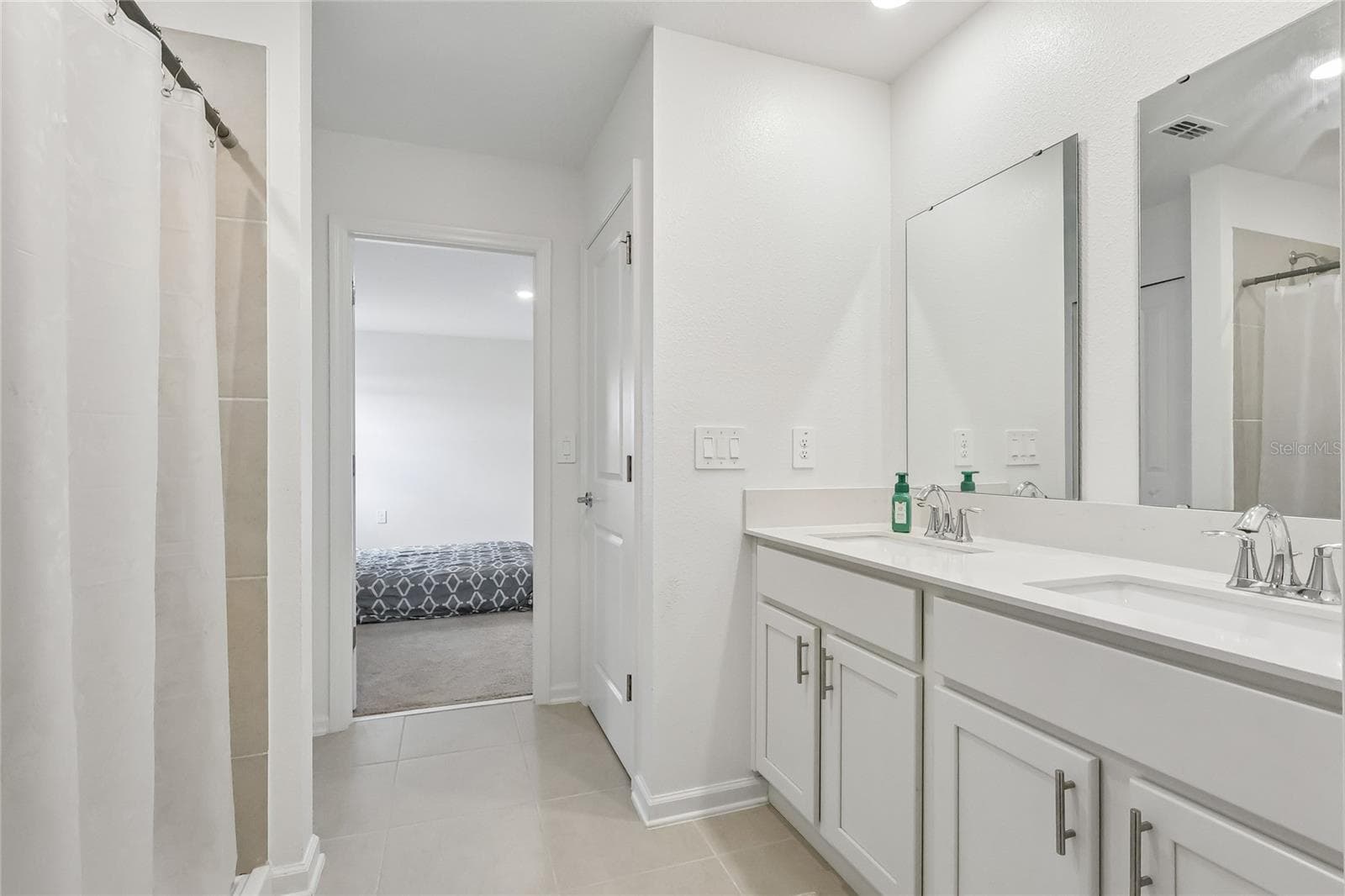 Single Family Residence at 5605 GINGHAM DR, KISSIMMEE, photo 29 of 32