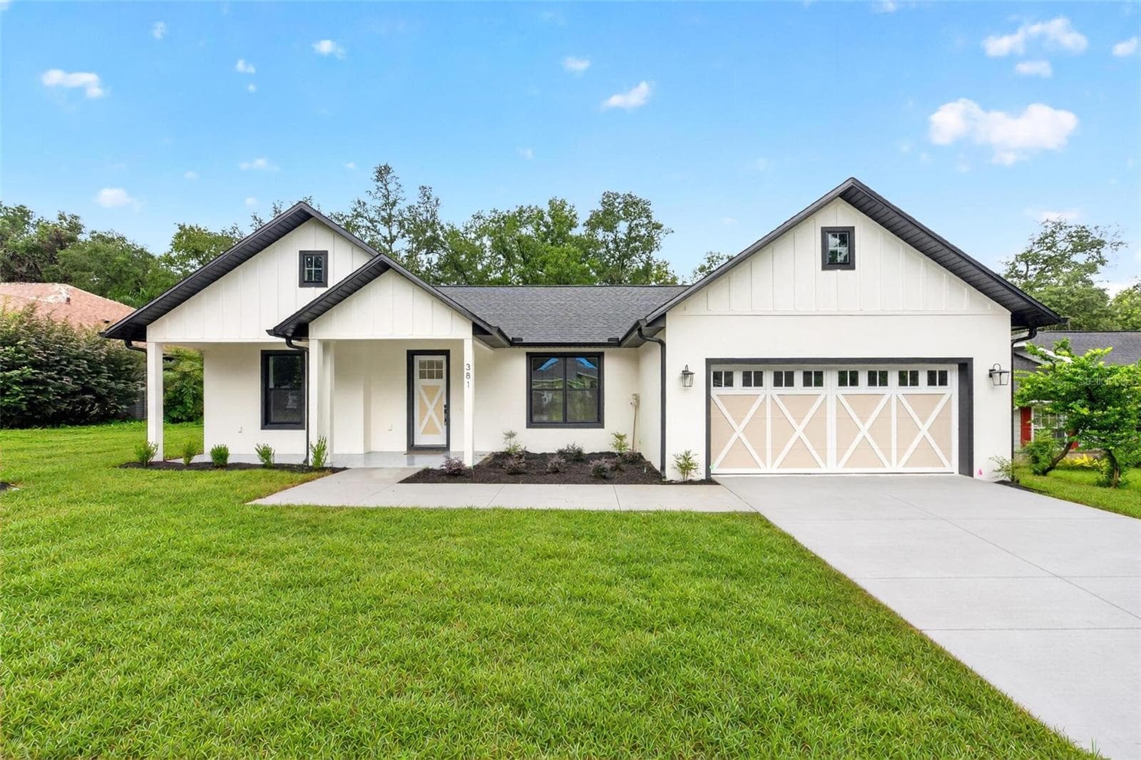 Front - 381 CARRIAGE LN, LADY LAKE