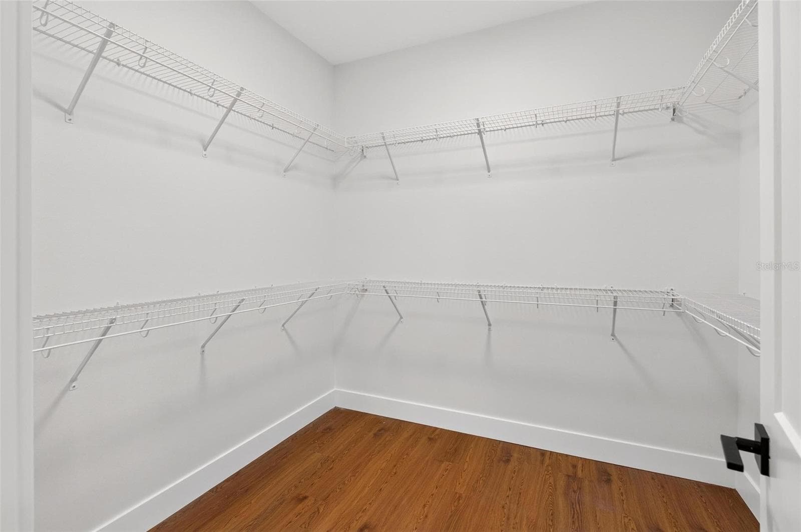 Primary Walk in Closet - 381 CARRIAGE LN, LADY LAKE