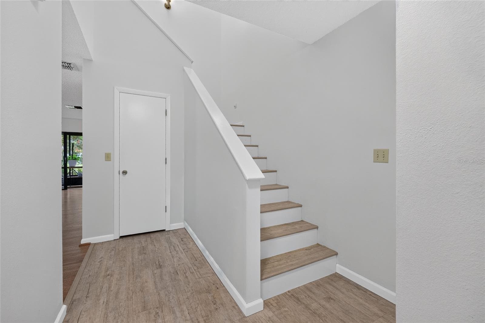 Condominium at 53 DOUGLAS ST #13, HOMOSASSA, photo 3 of 22