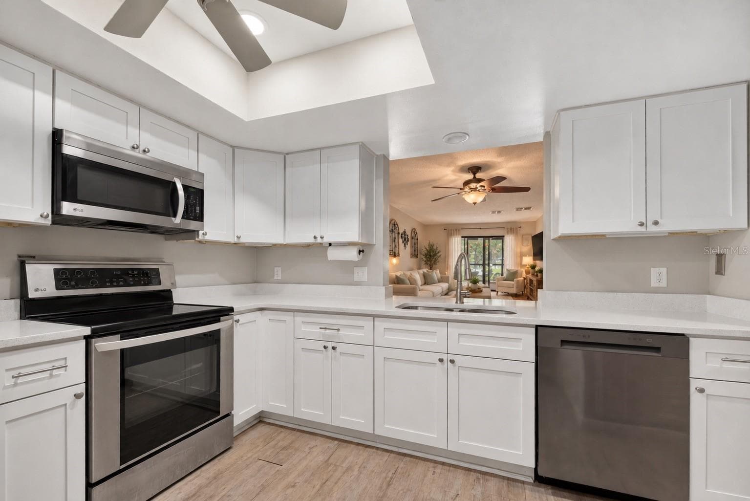 Condominium at 53 DOUGLAS ST #13, HOMOSASSA, photo 11 of 22