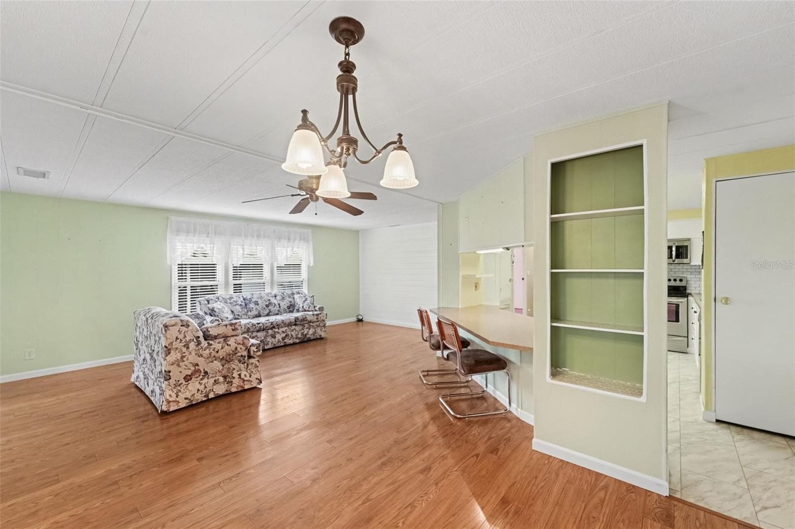 Manufactured Home at 10055 COLLINGWOOD AVE, DADE CITY, photo 11 of 30