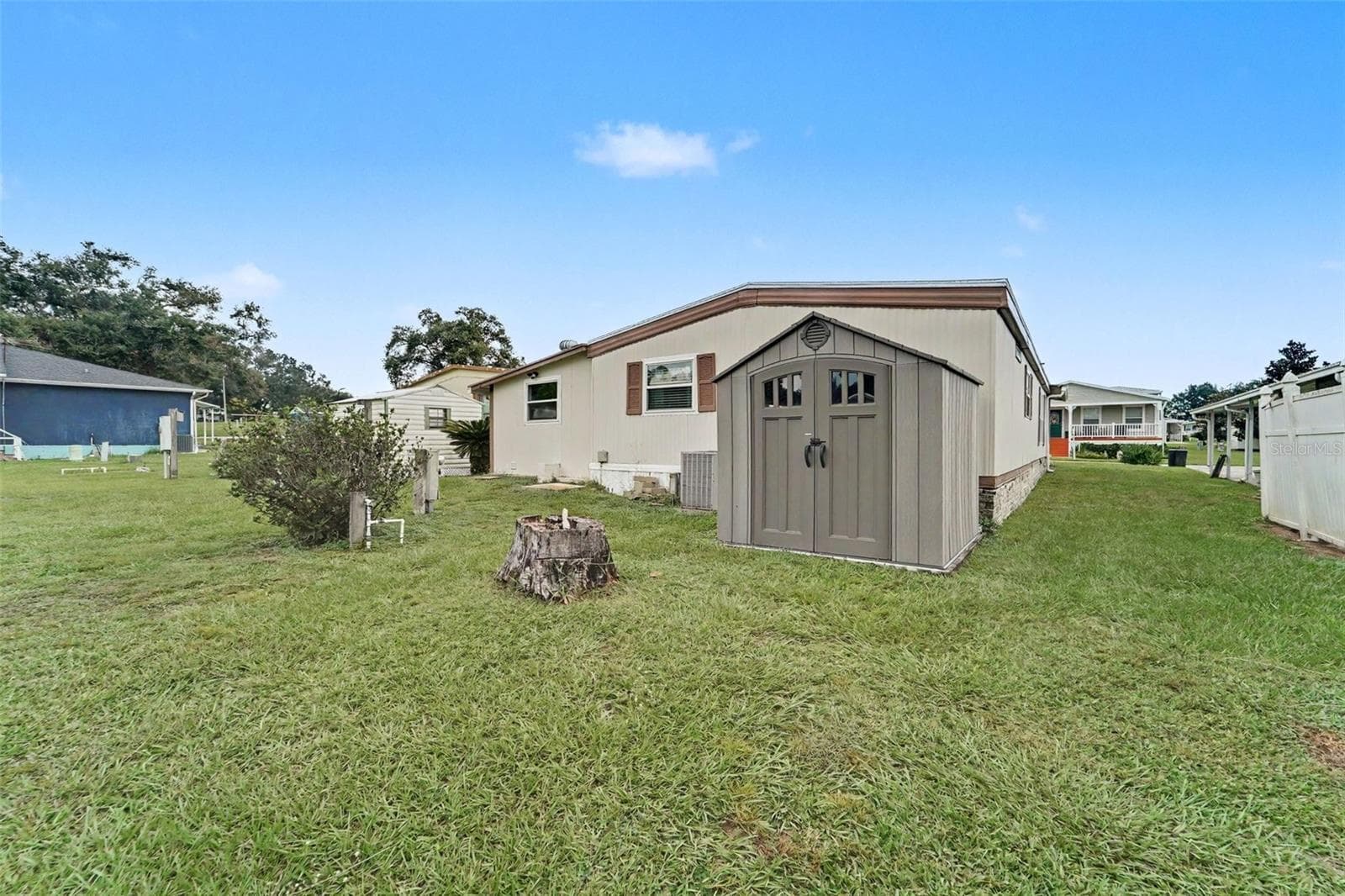 Manufactured Home at 10055 COLLINGWOOD AVE, DADE CITY, photo 28 of 30
