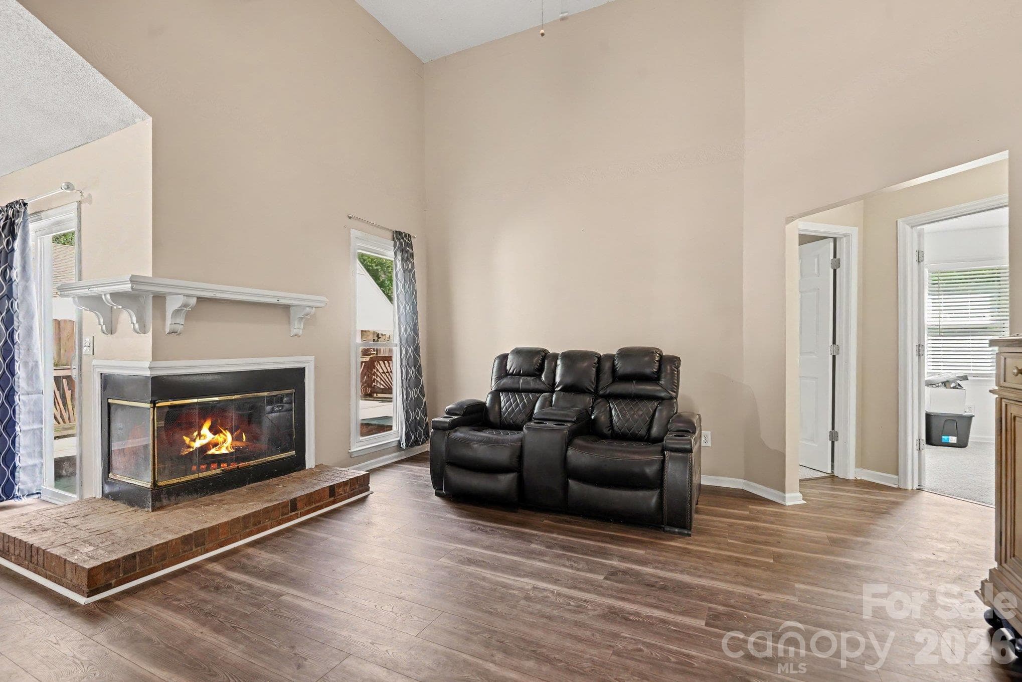 Single Family Residence at 1279 Willowbreeze Court SW, Concord, photo 11 of 24