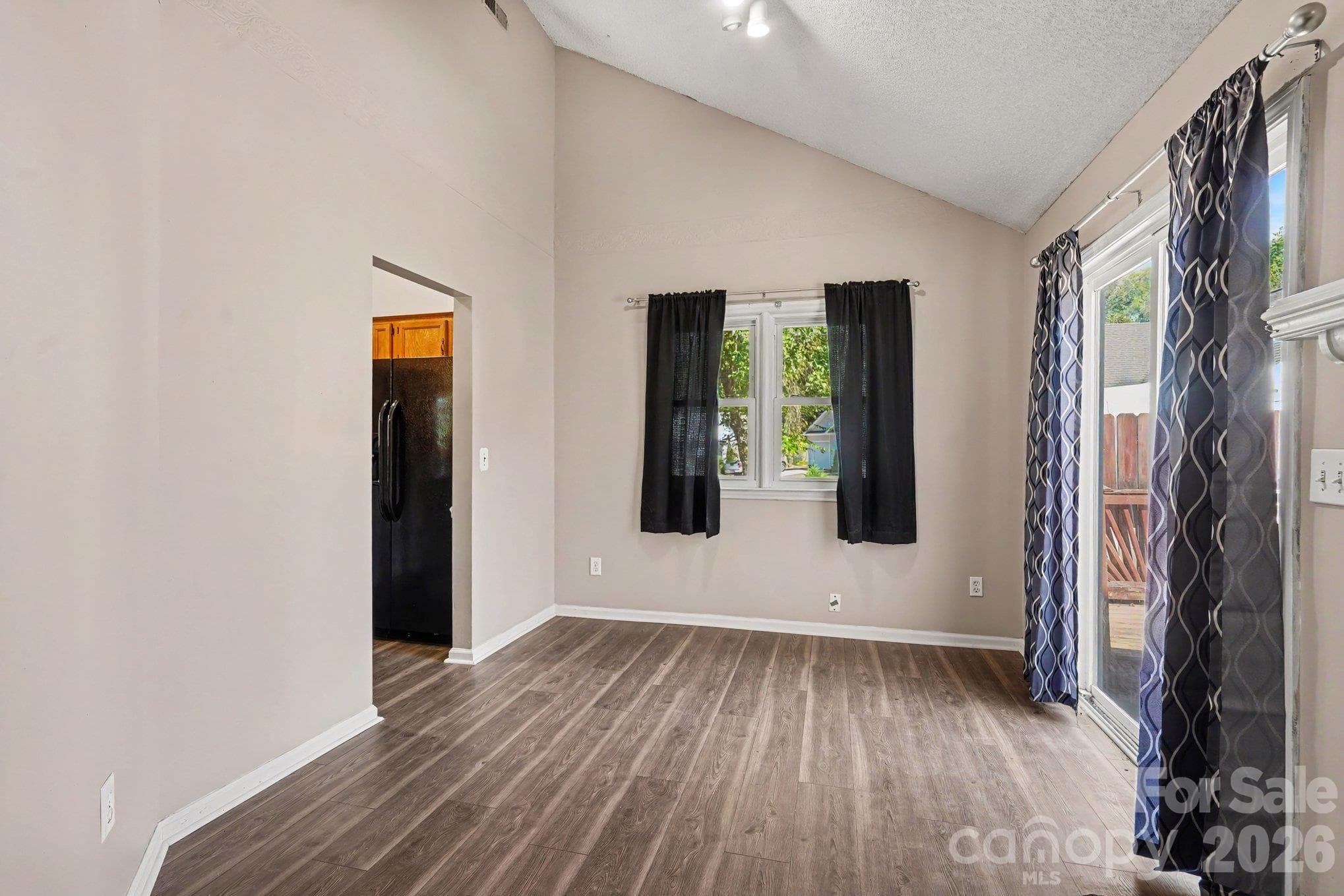 Single Family Residence at 1279 Willowbreeze Court SW, Concord, photo 8 of 24