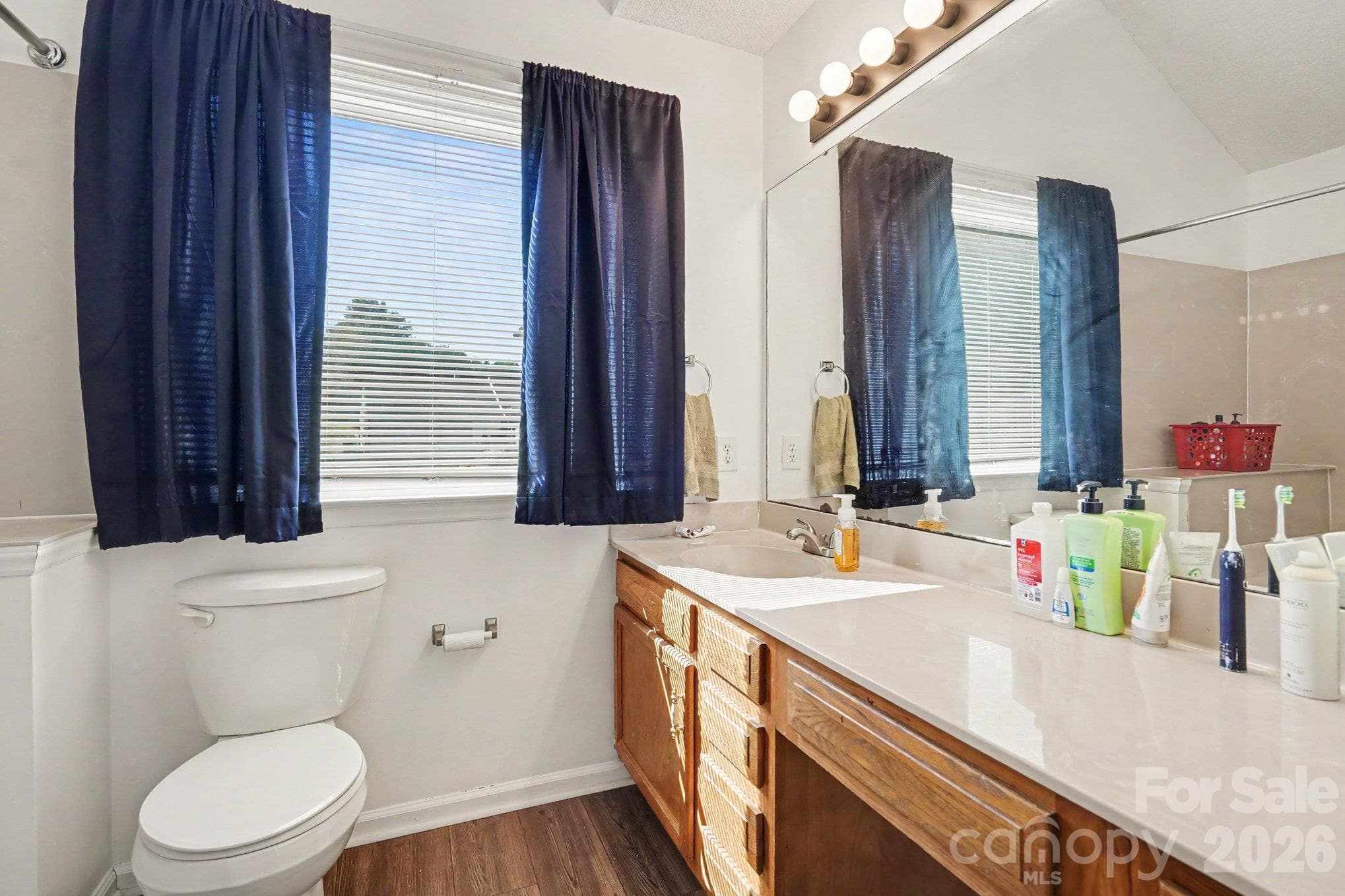 Single Family Residence at 1279 Willowbreeze Court SW, Concord, photo 15 of 24