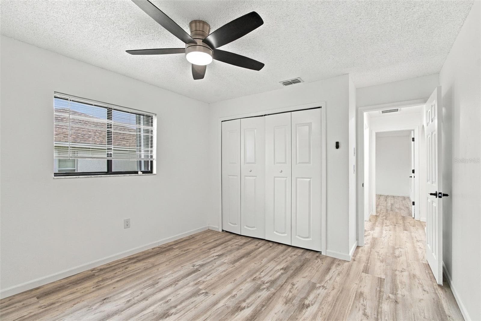 Single Family Residence at 8075 SHALOM DR, SPRING HILL, photo 12 of 40