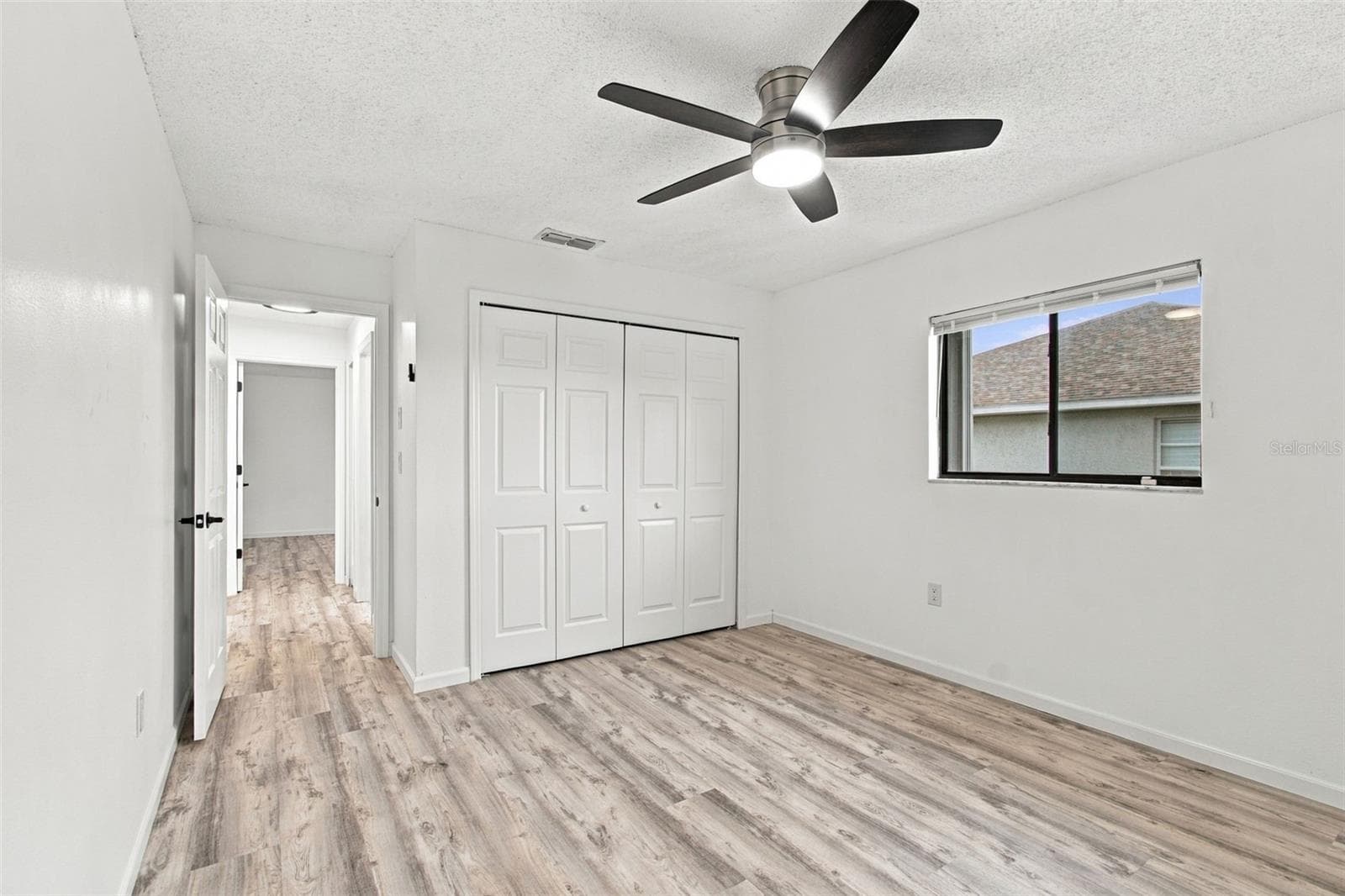 Single Family Residence at 8075 SHALOM DR, SPRING HILL, photo 15 of 40
