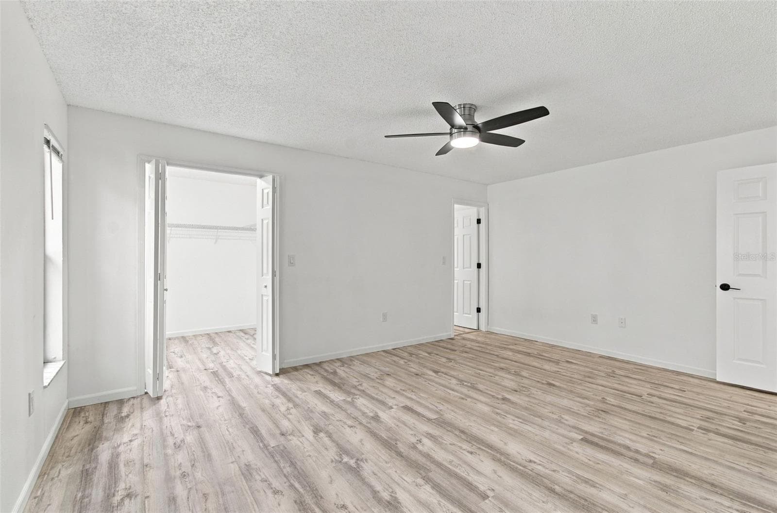 Single Family Residence at 8075 SHALOM DR, SPRING HILL, photo 21 of 40