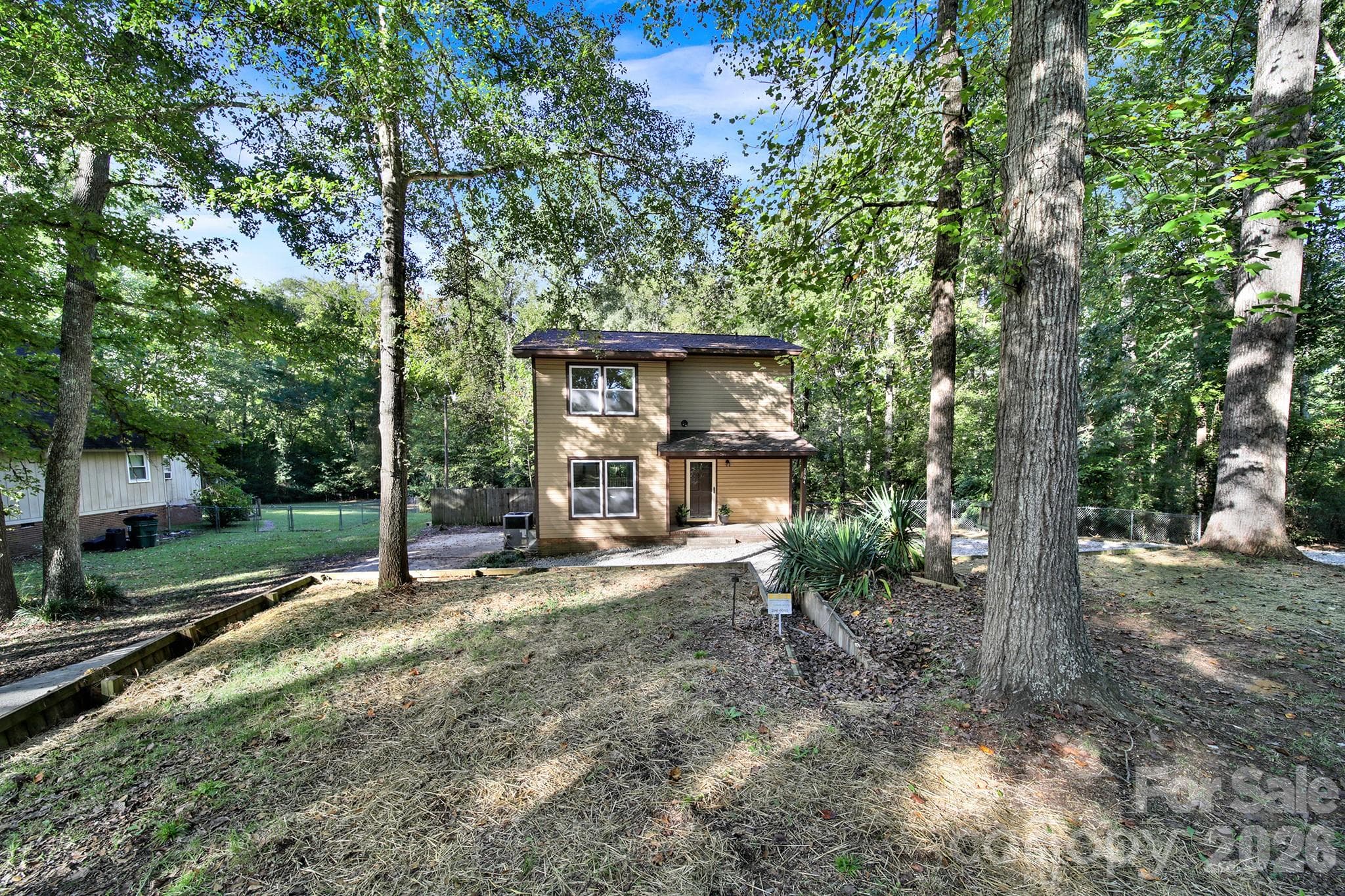 Single Family Residence at 2504 Downey Drive, Lancaster, photo 3 of 29