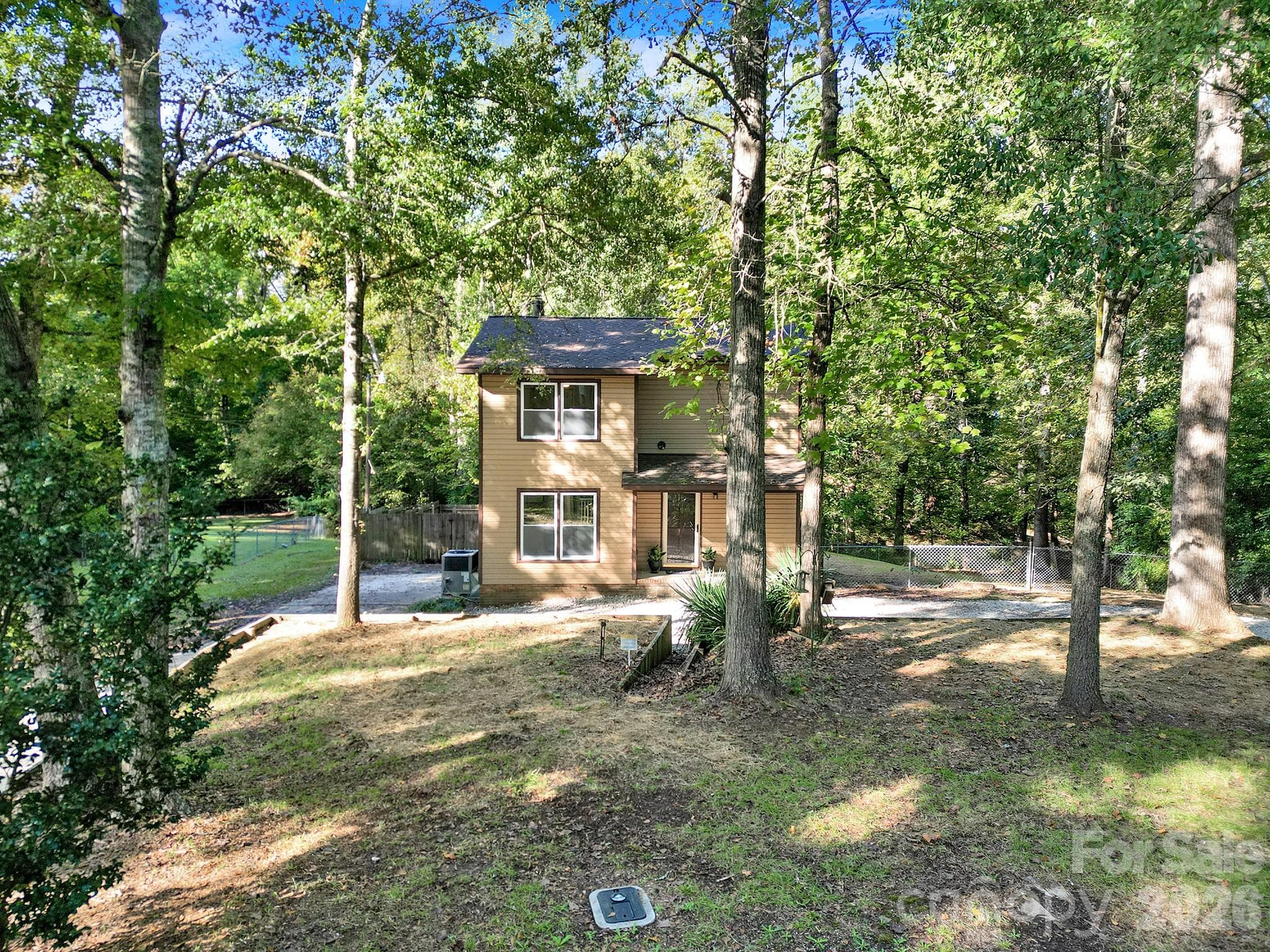 Single Family Residence at 2504 Downey Drive, Lancaster, photo 4 of 29