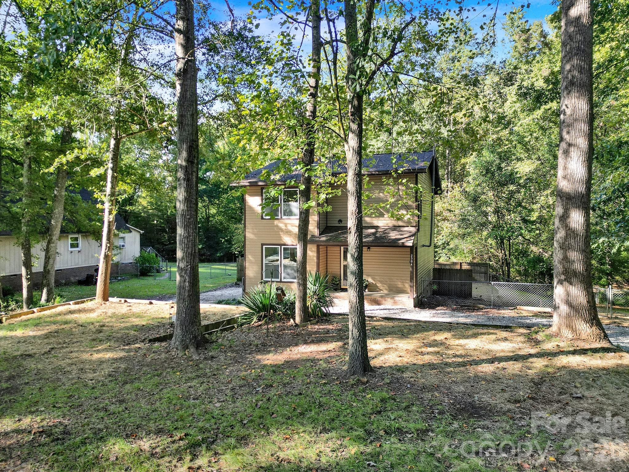 Single Family Residence at 2504 Downey Drive, Lancaster, photo 5 of 29