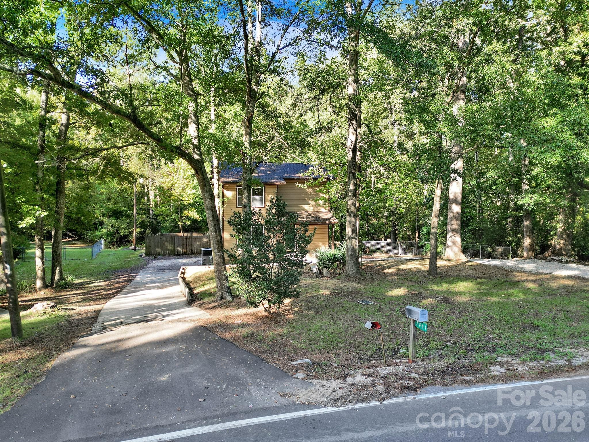 Single Family Residence at 2504 Downey Drive, Lancaster, photo 6 of 29