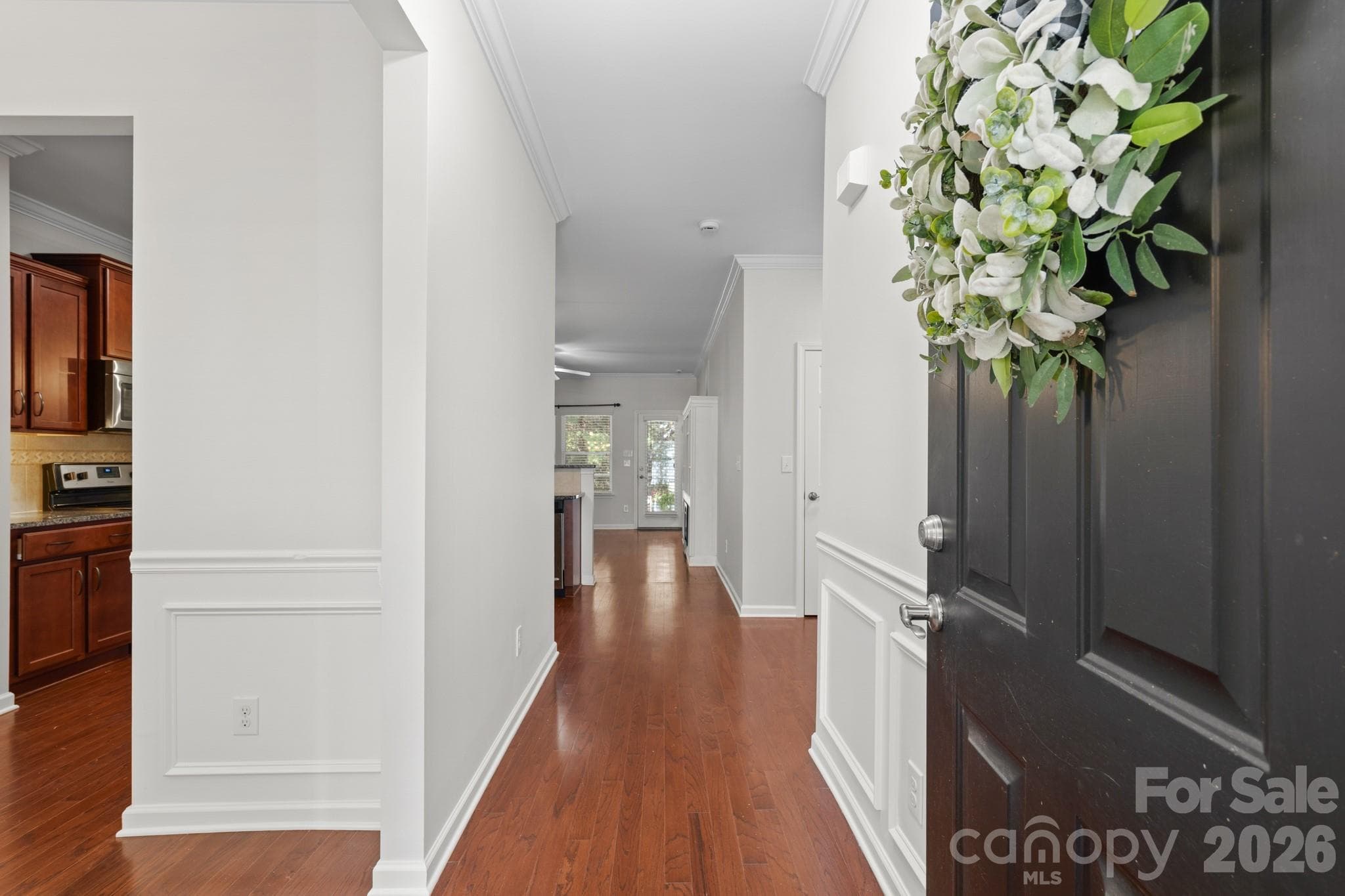 Single Family Residence at 24526 Blue Heron Circle, Lancaster, photo 5 of 42