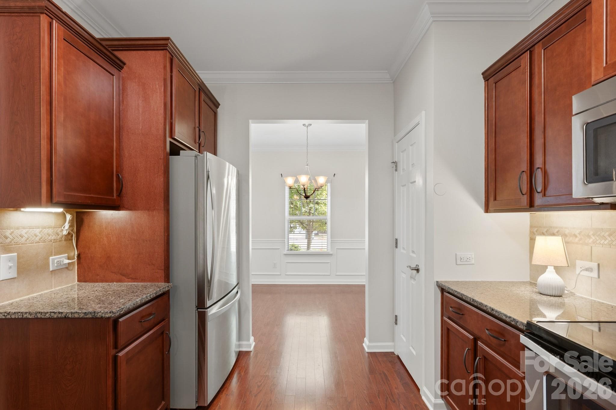 Single Family Residence at 24526 Blue Heron Circle, Lancaster, photo 12 of 42