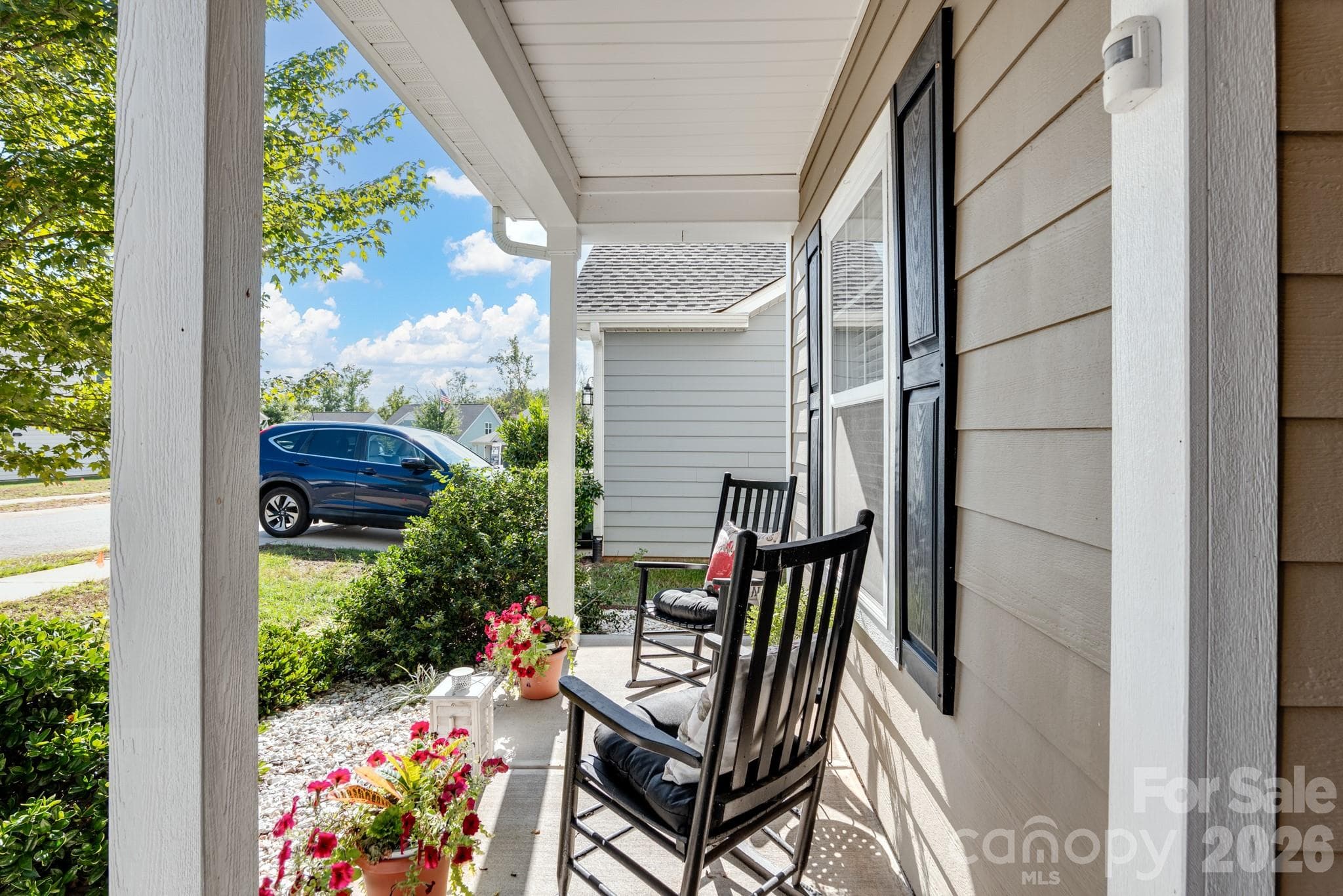 Single Family Residence at 24526 Blue Heron Circle, Lancaster, photo 29 of 42