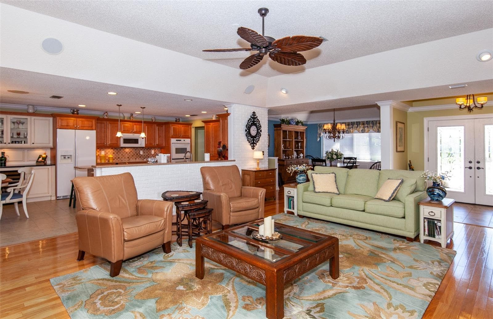 Single Family Residence at 810 CARNOUSTIE DR, VENICE, photo 22 of 77